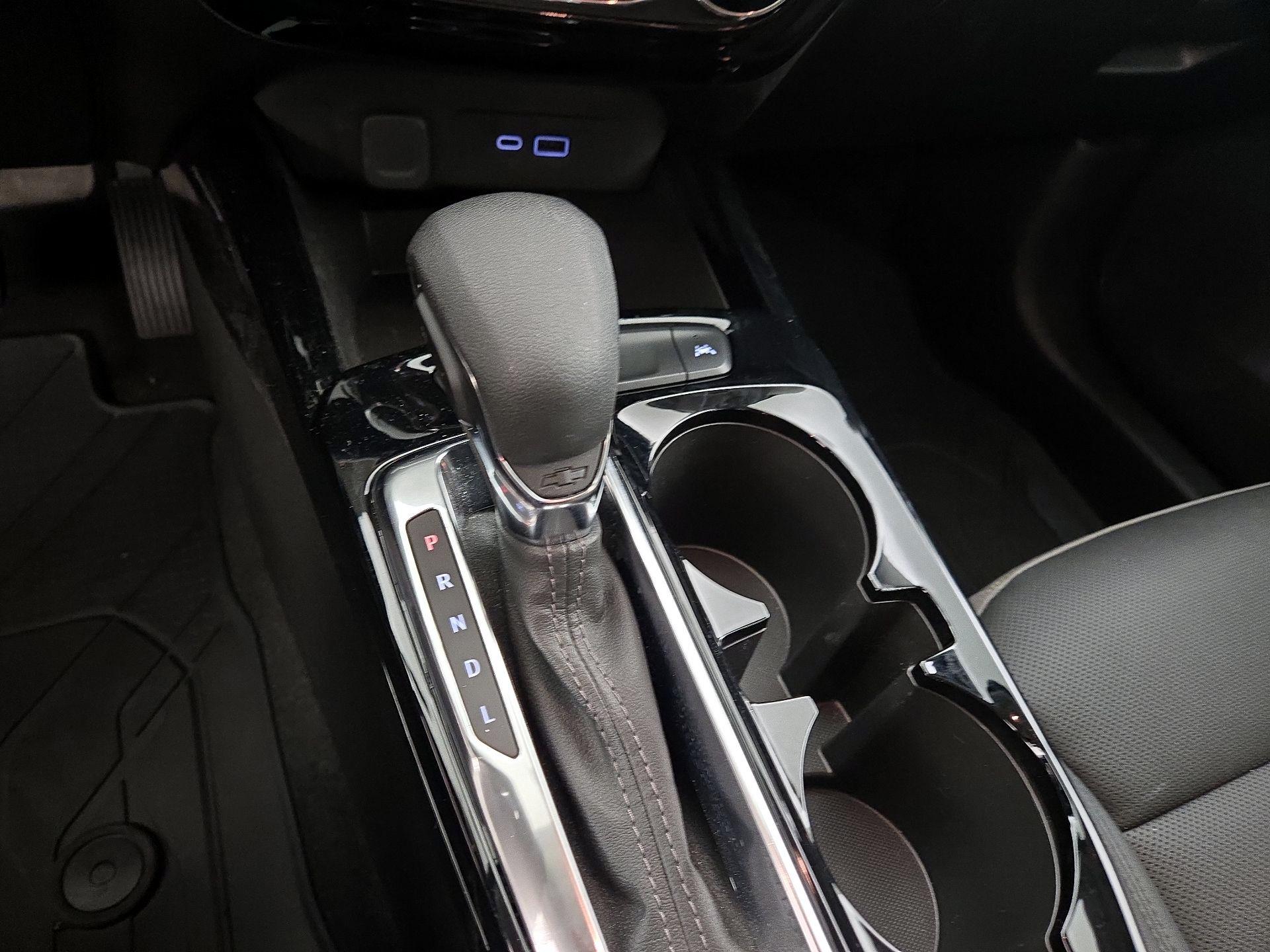 Thumbnail: 2025 Chevrolet Trax - 17