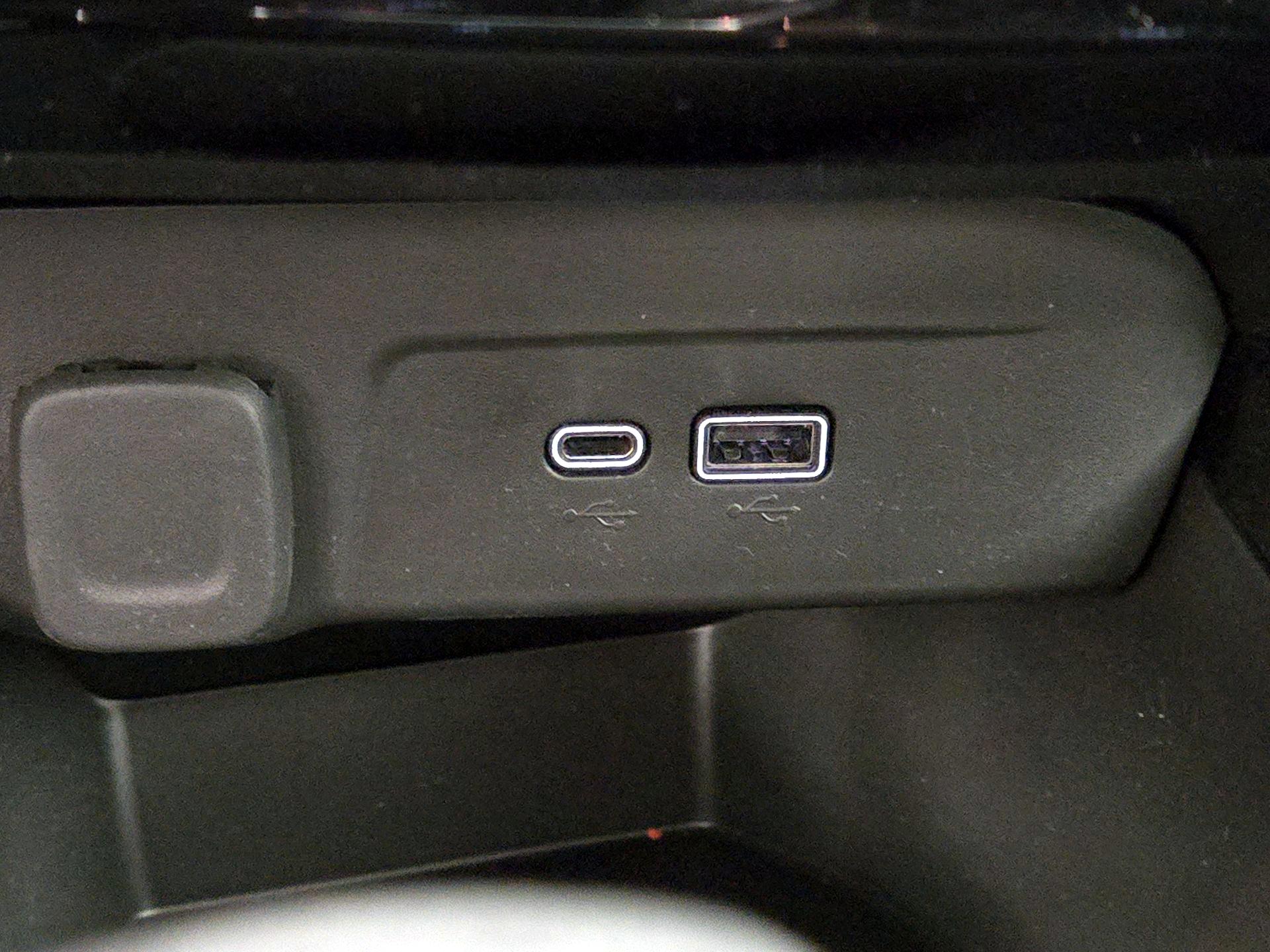 Thumbnail: 2025 Chevrolet Trax - 18