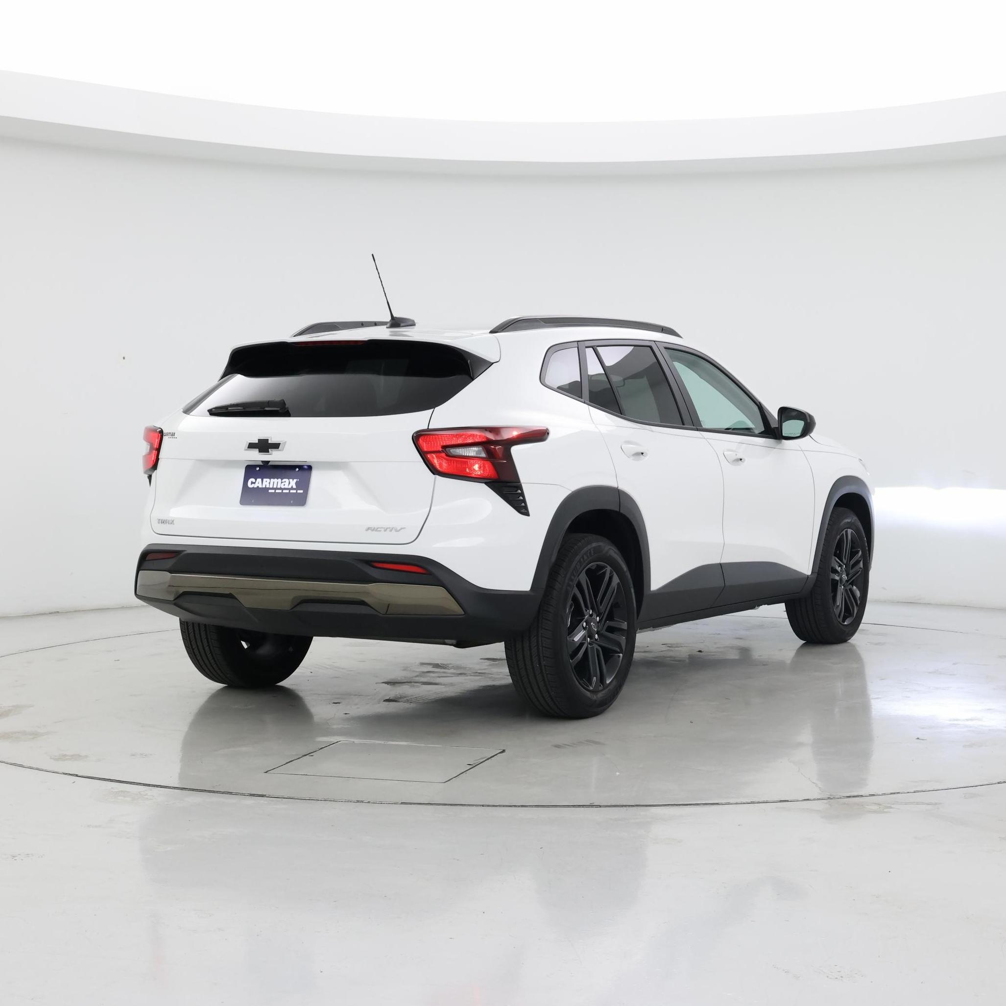 Thumbnail: 2025 Chevrolet Trax - 8