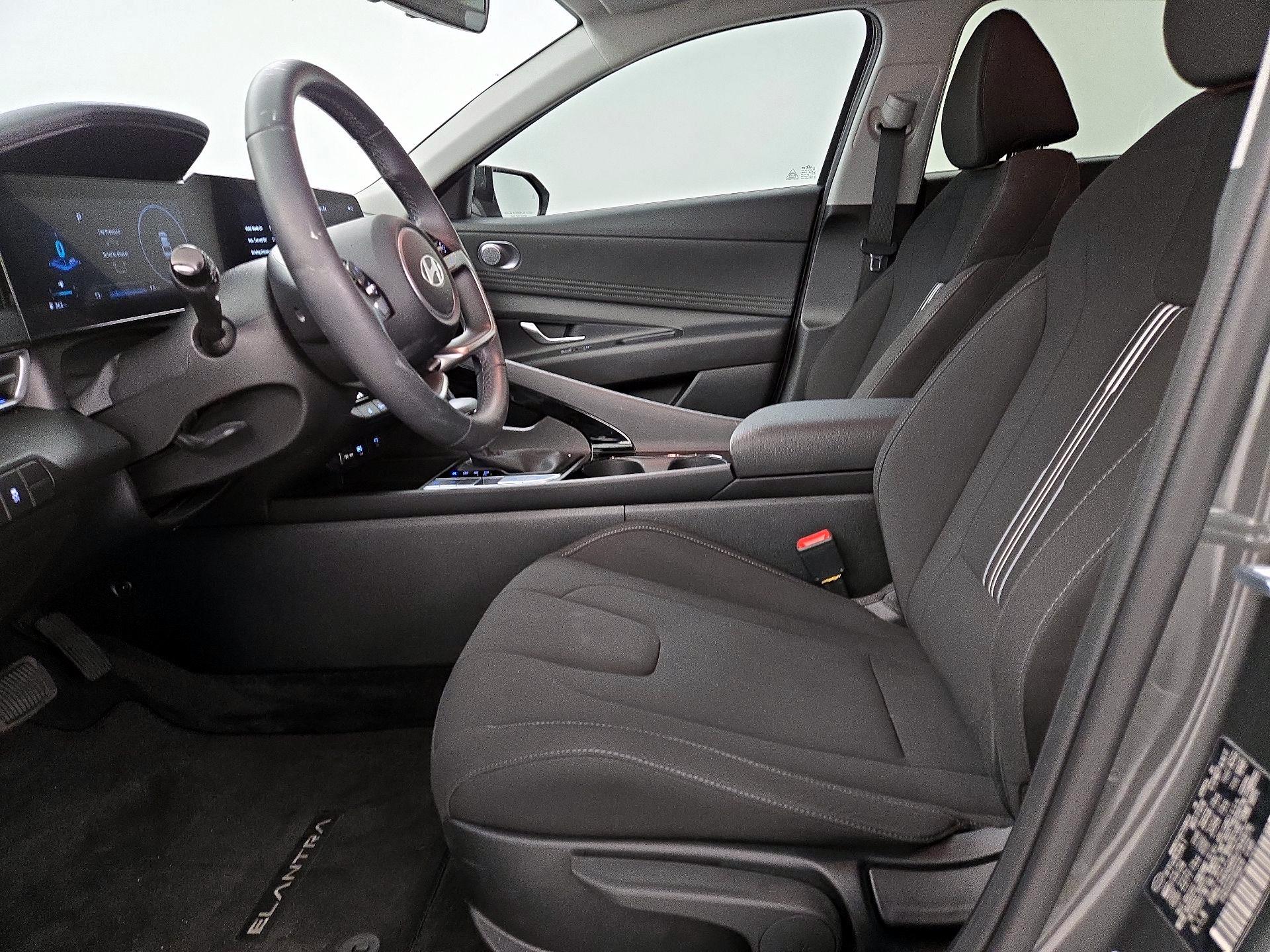 Thumbnail: 2024 Hyundai Elantra - 11