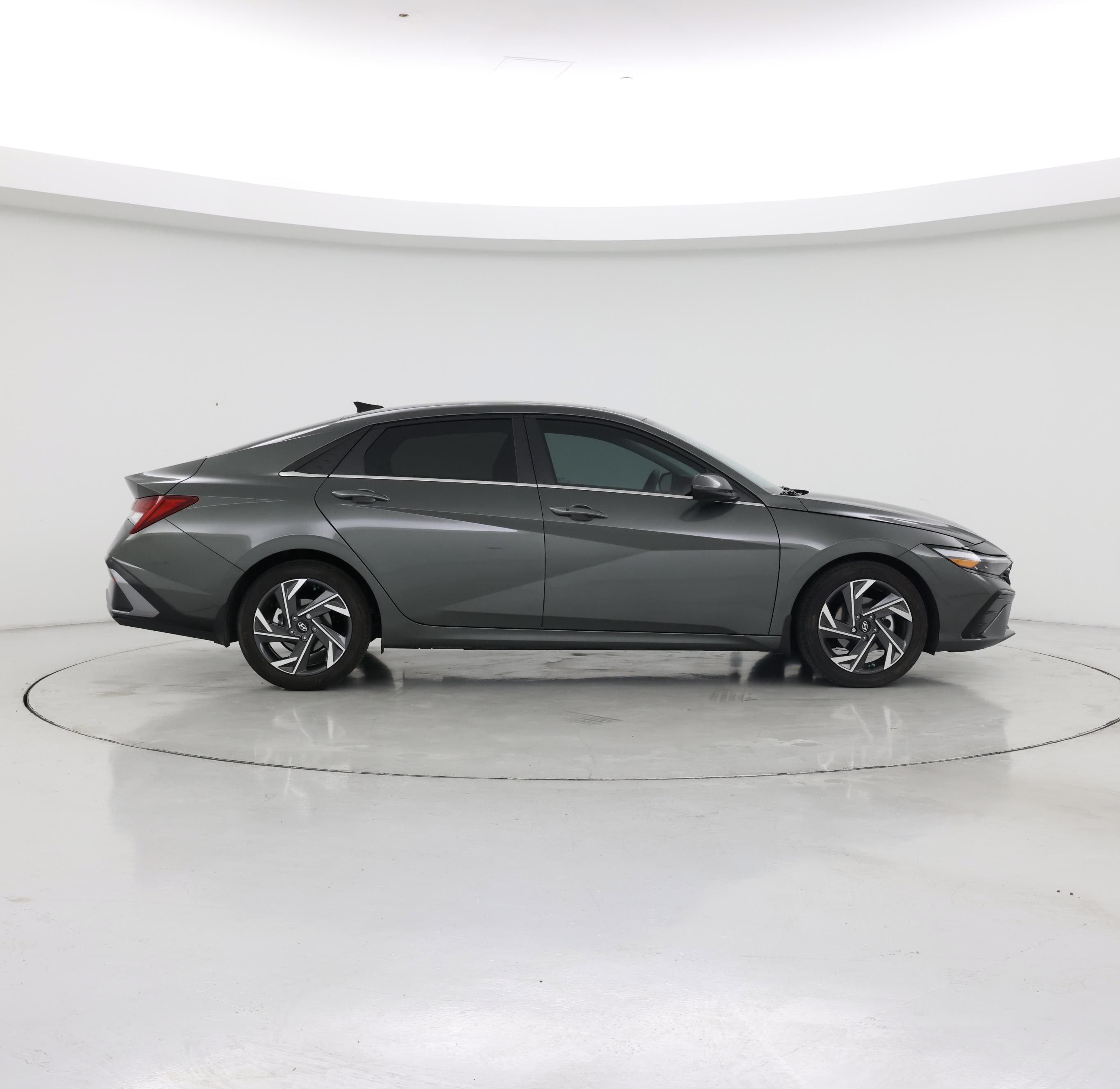 Thumbnail: 2024 Hyundai Elantra - 7