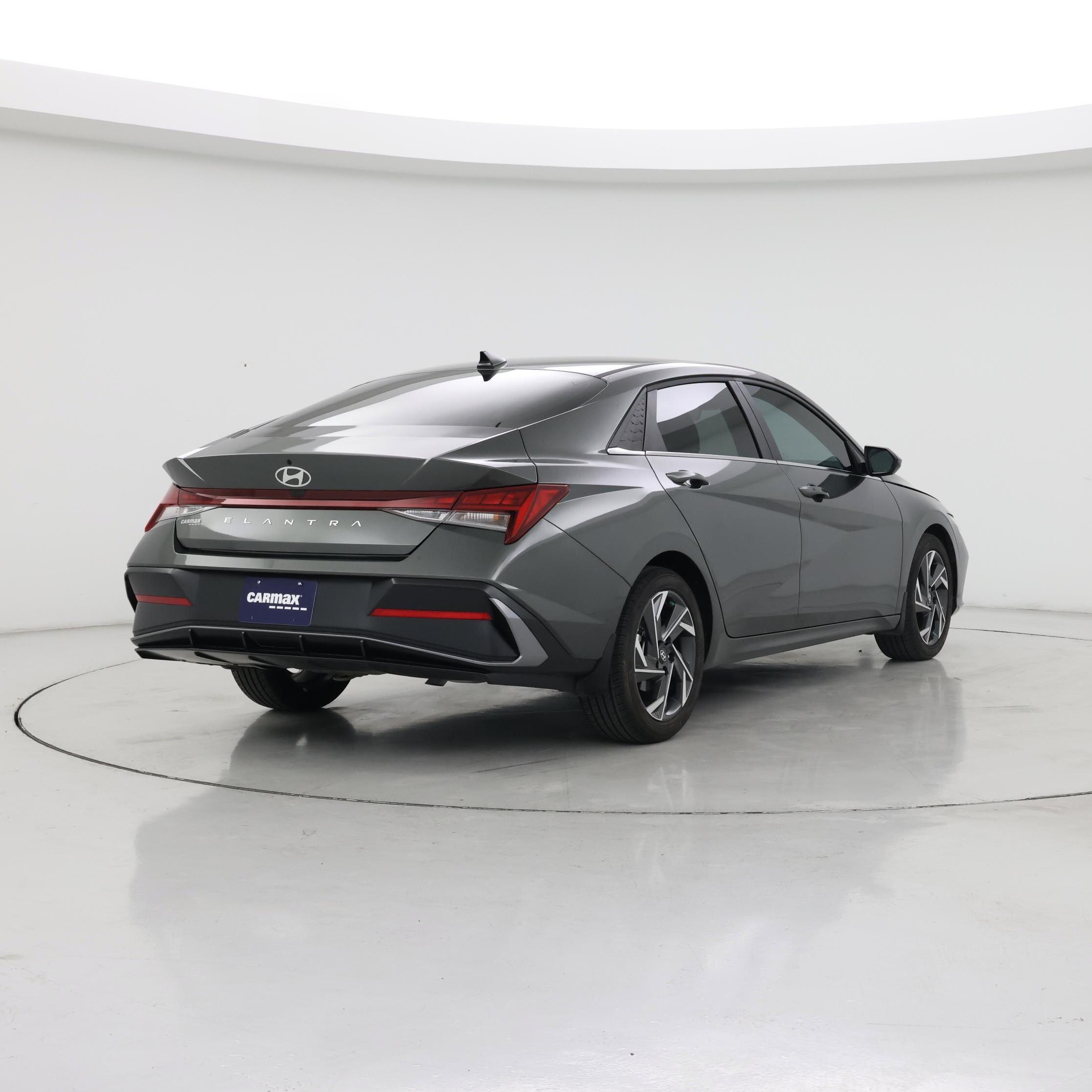 Thumbnail: 2024 Hyundai Elantra - 8