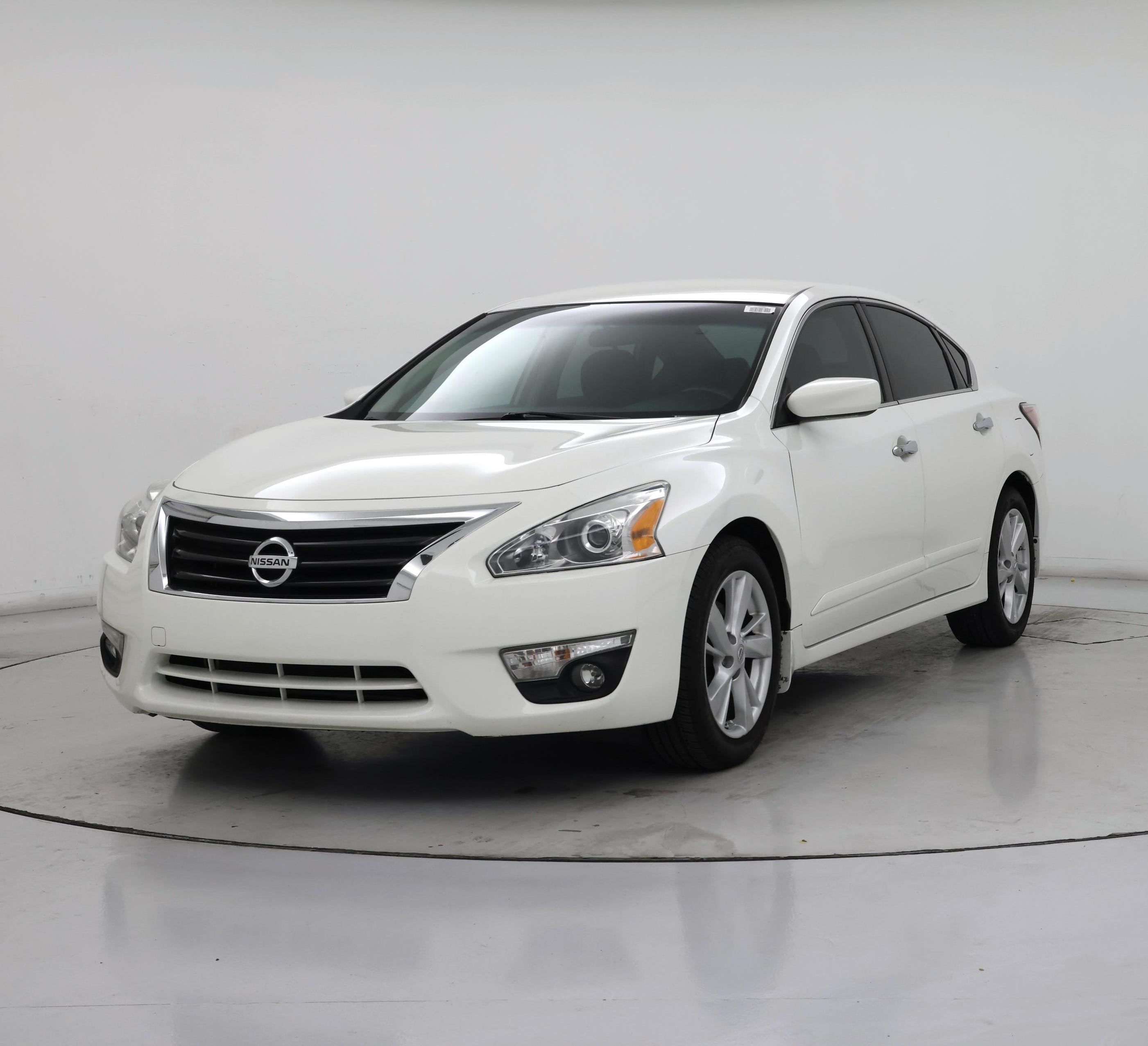 Thumbnail: 2015 Nissan Altima - 4