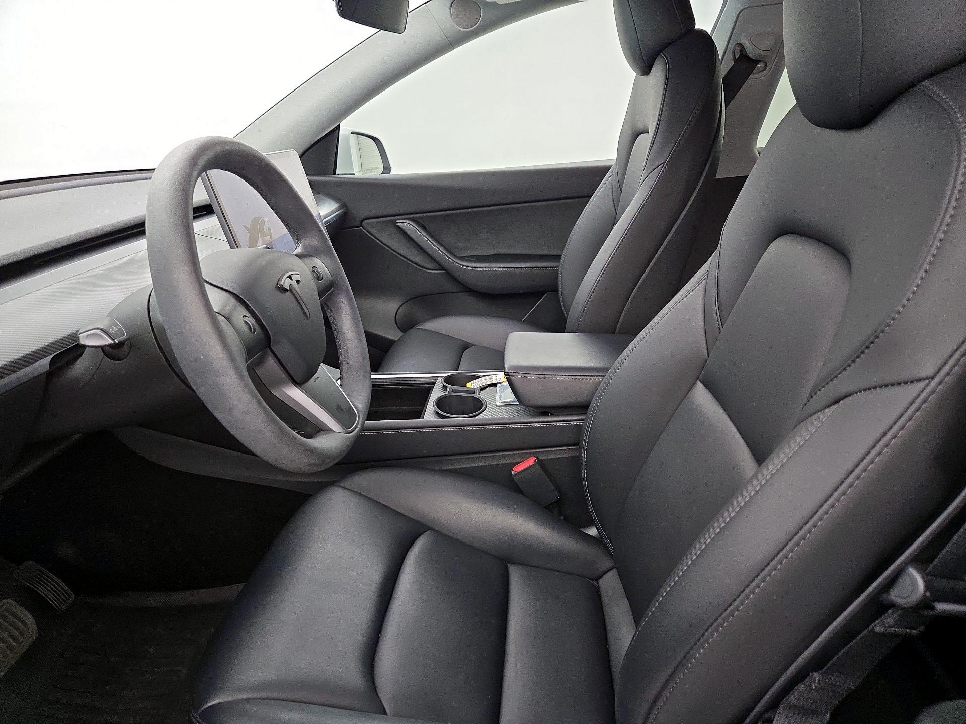 Thumbnail: 2022 Tesla Model Y - 11