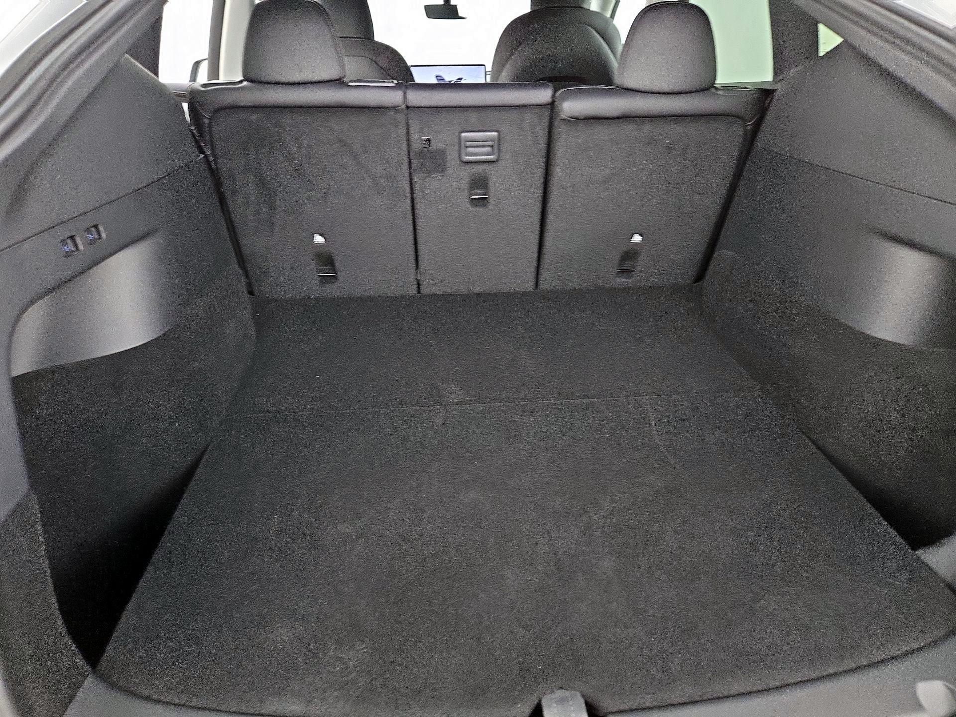 Thumbnail: 2022 Tesla Model Y - 20