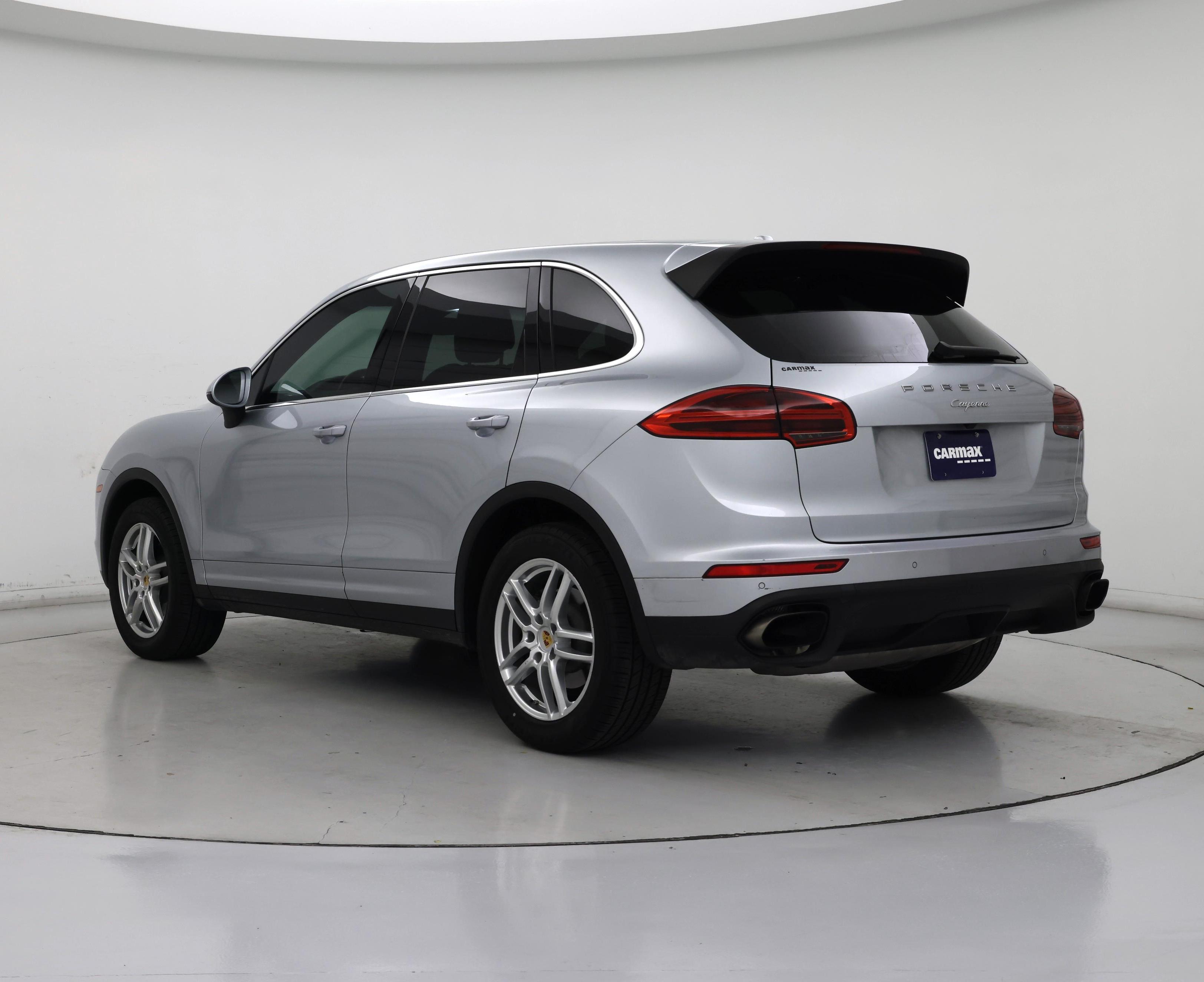 Thumbnail: 2016 Porsche Cayenne - 2
