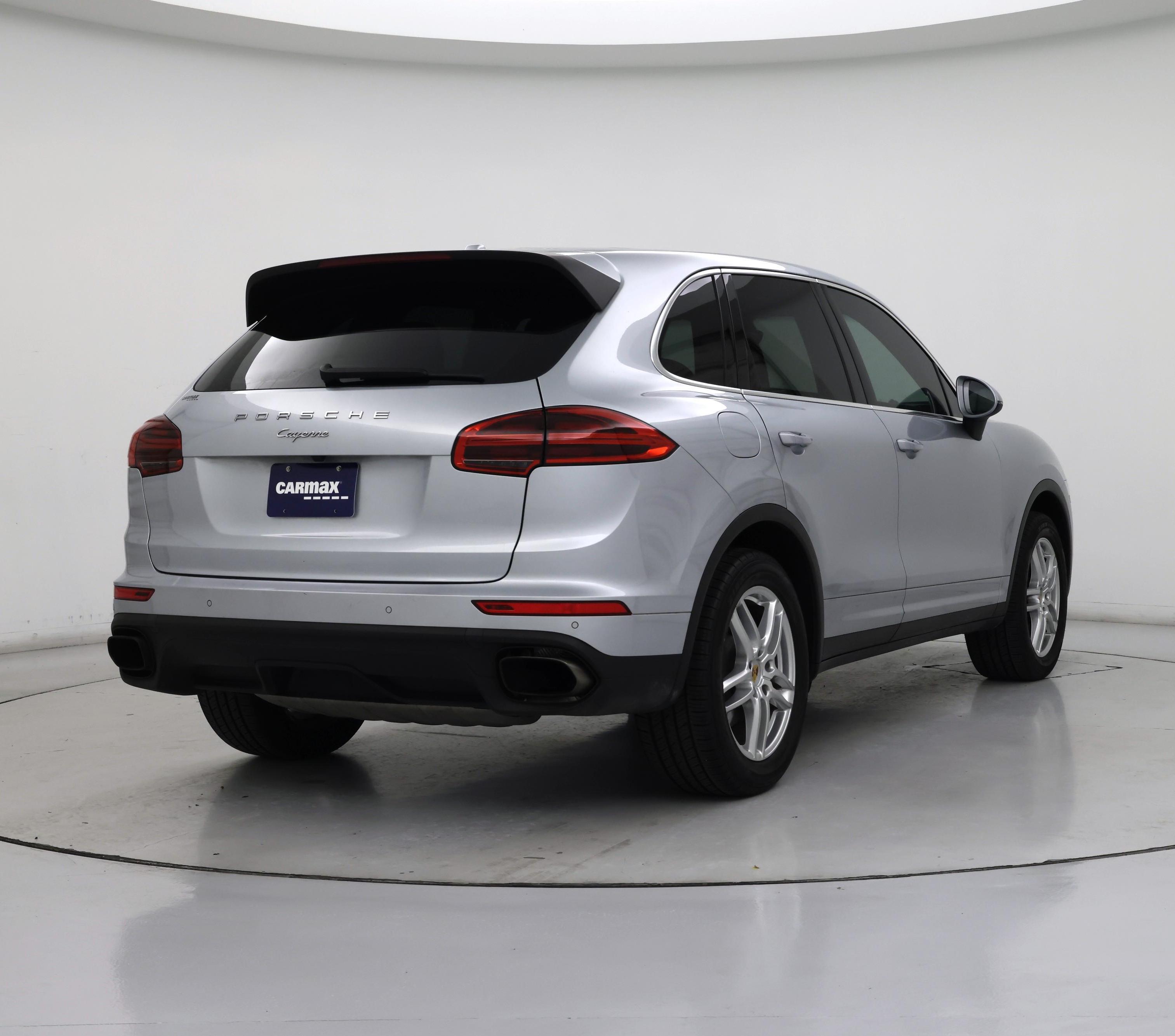 Thumbnail: 2016 Porsche Cayenne - 8