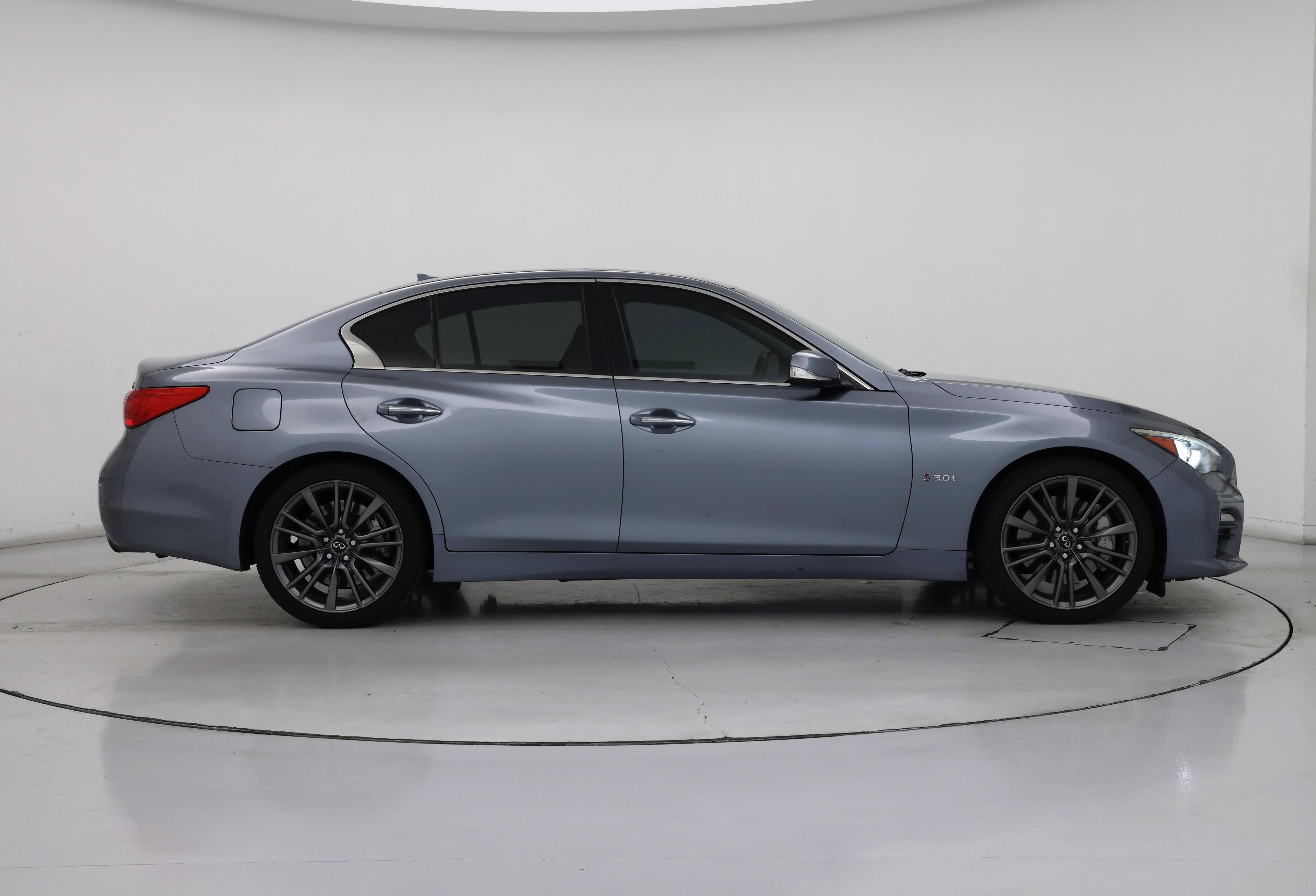 Thumbnail: 2016 INFINITI  - 7