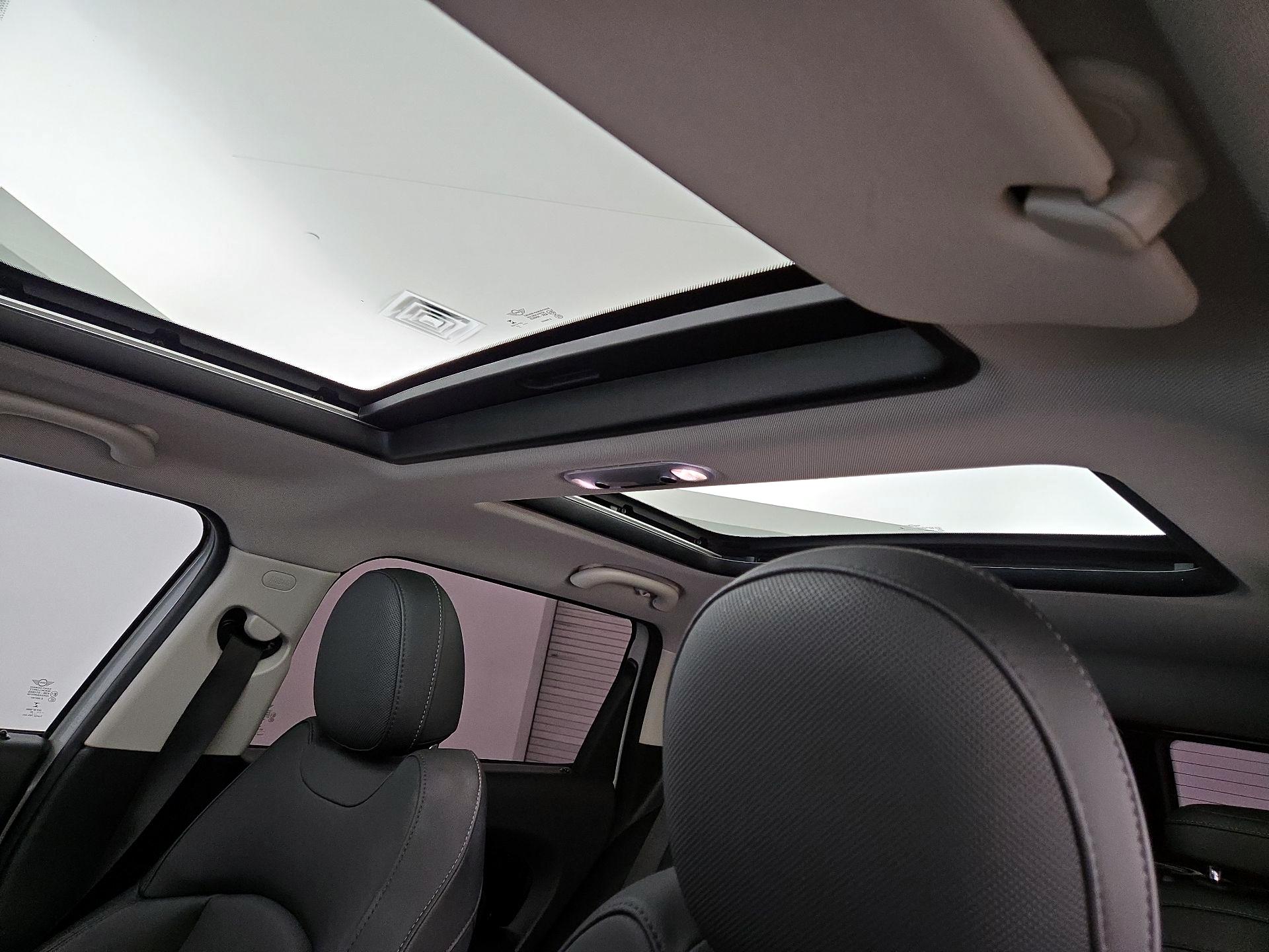 Thumbnail: 2020 MINI Cooper Clubman - 19