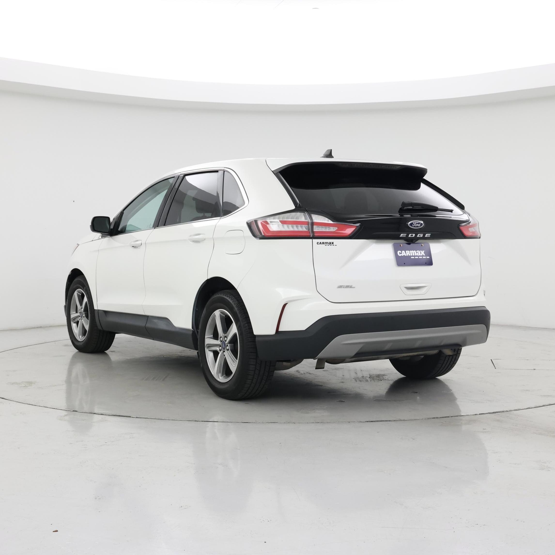 Thumbnail: 2021 Ford Edge - 2