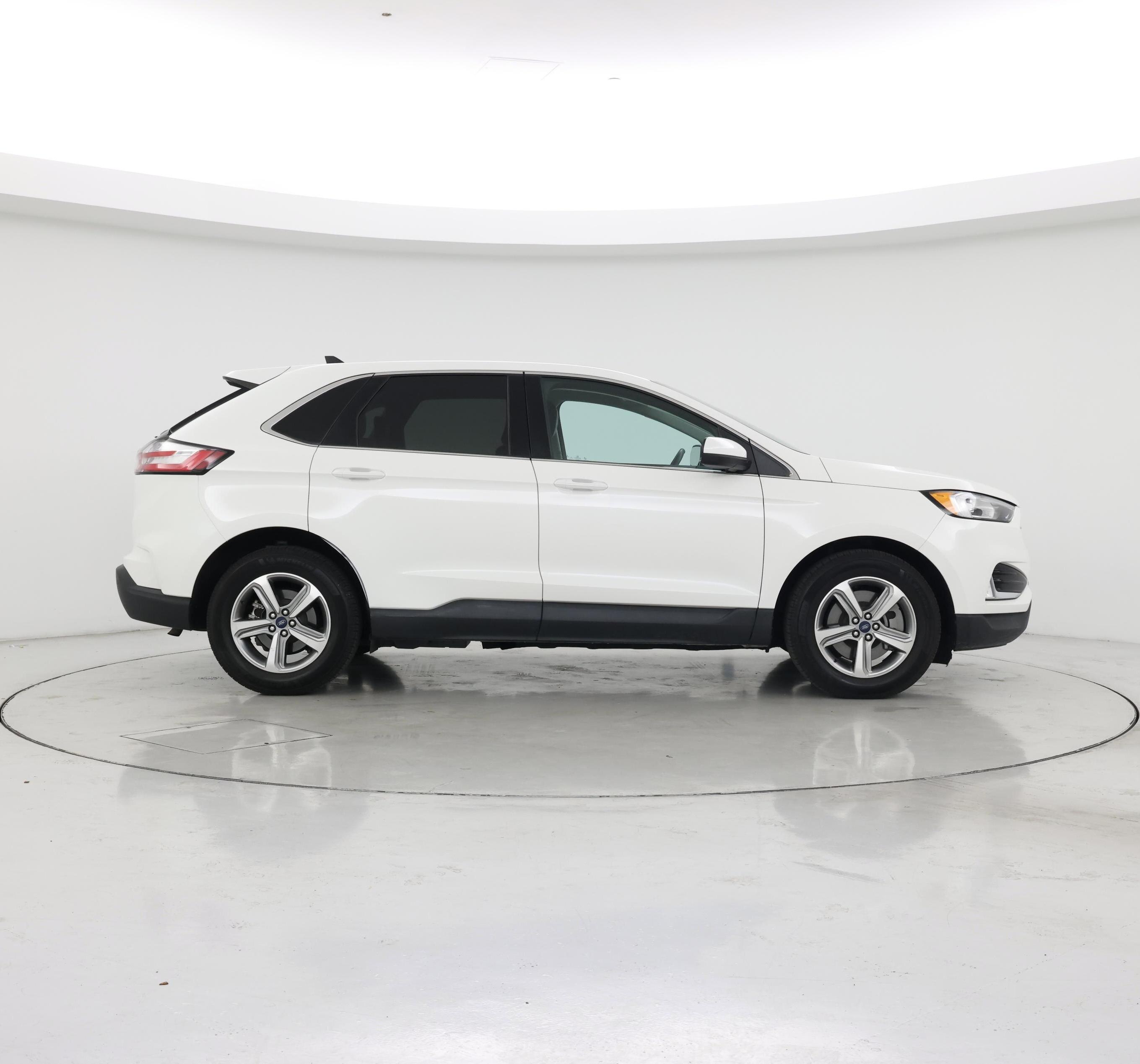 Thumbnail: 2021 Ford Edge - 7