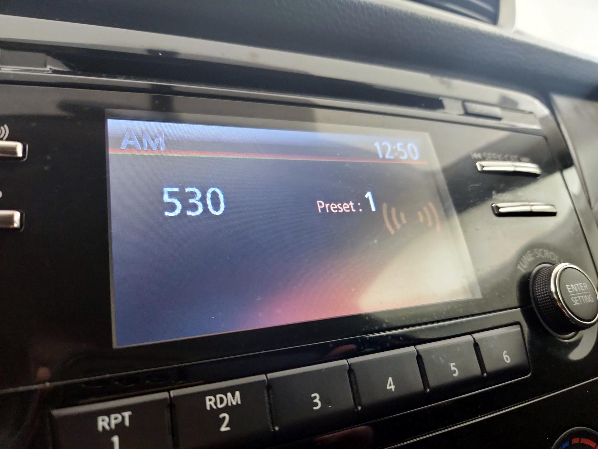 Thumbnail: 2015 Nissan Rogue - 15