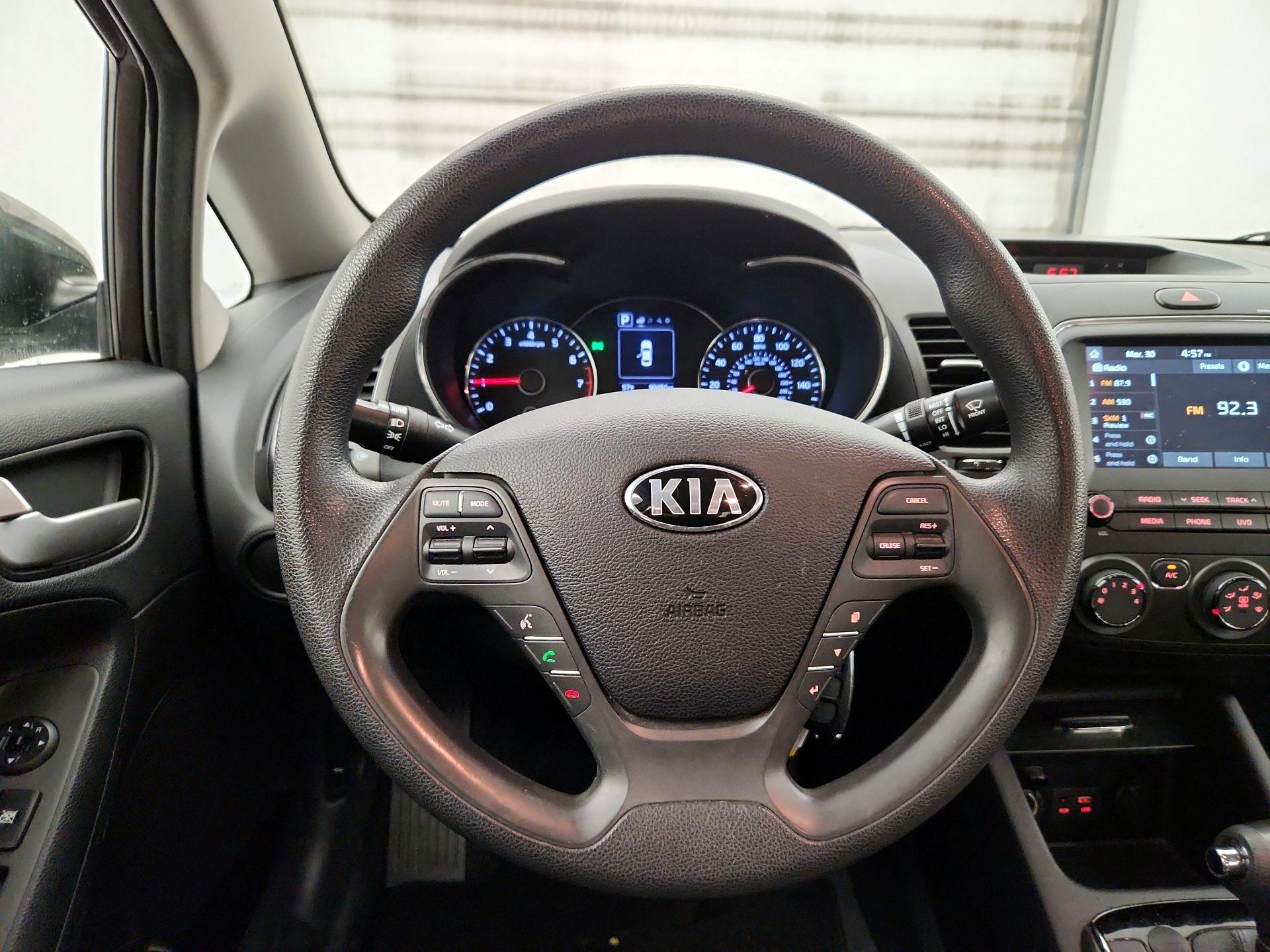Thumbnail: 2018 Kia Forte - 10