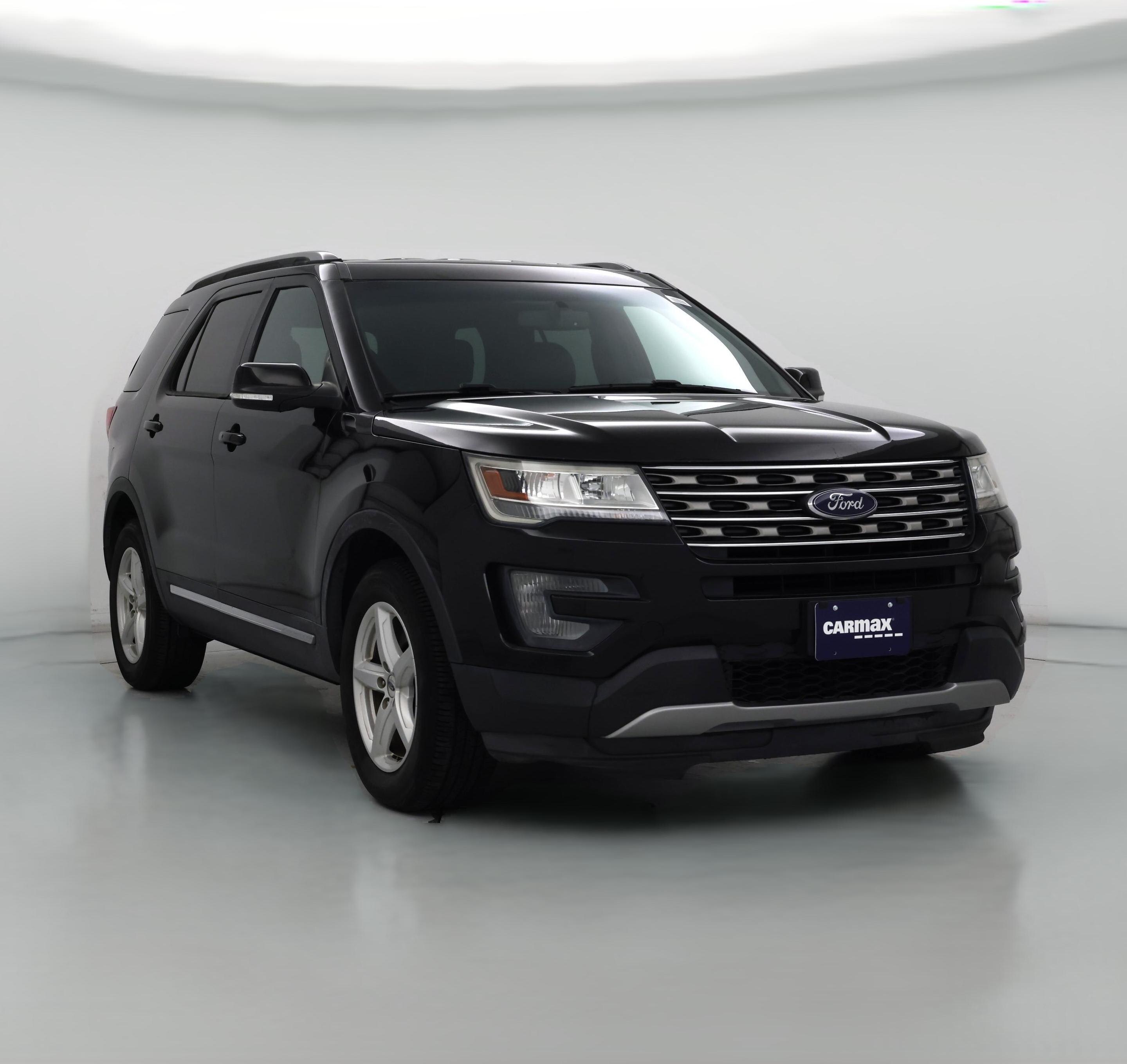 Thumbnail: 2016 Ford Explorer - 1