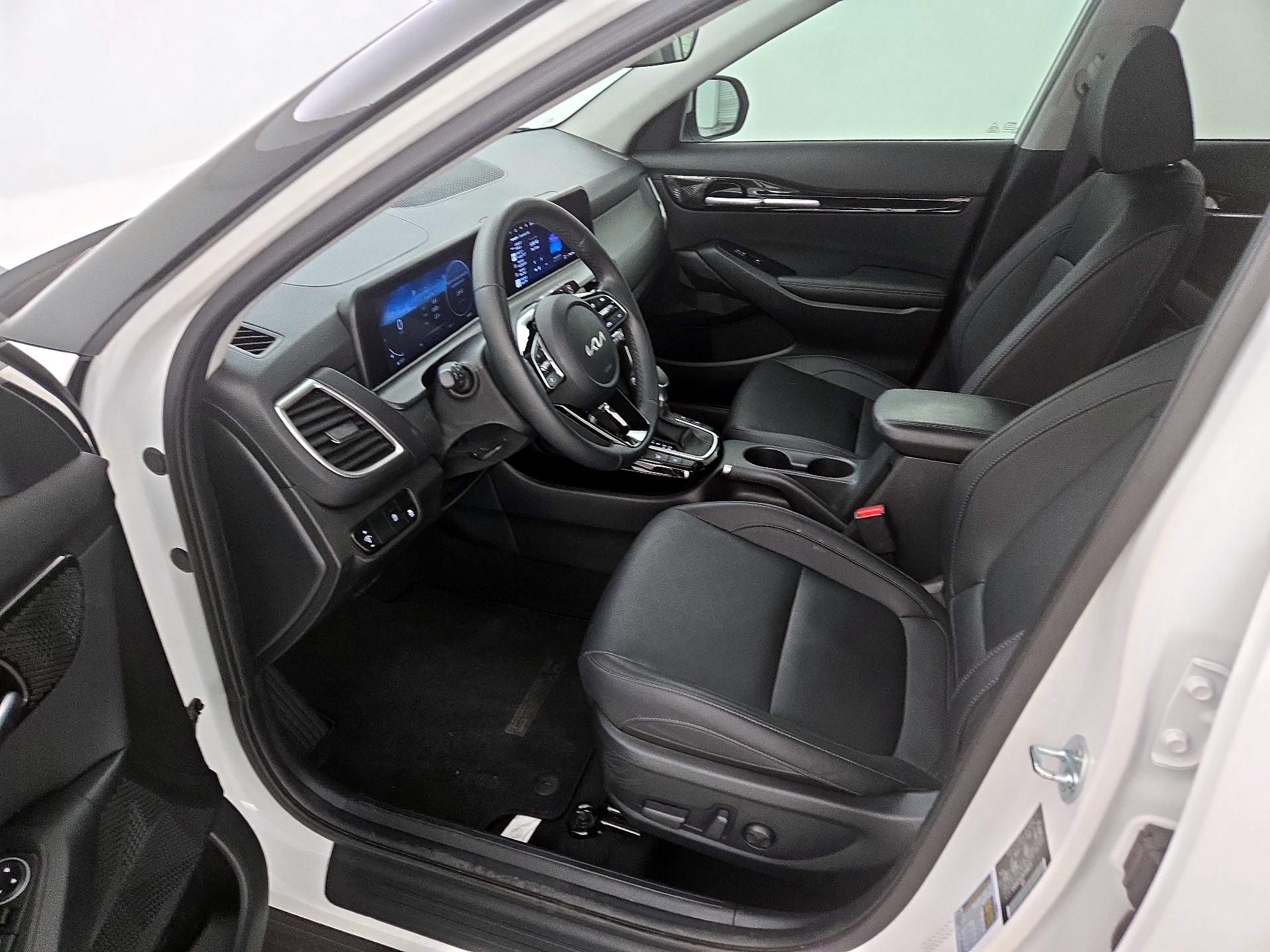 Thumbnail: 2024 Kia Seltos - 11