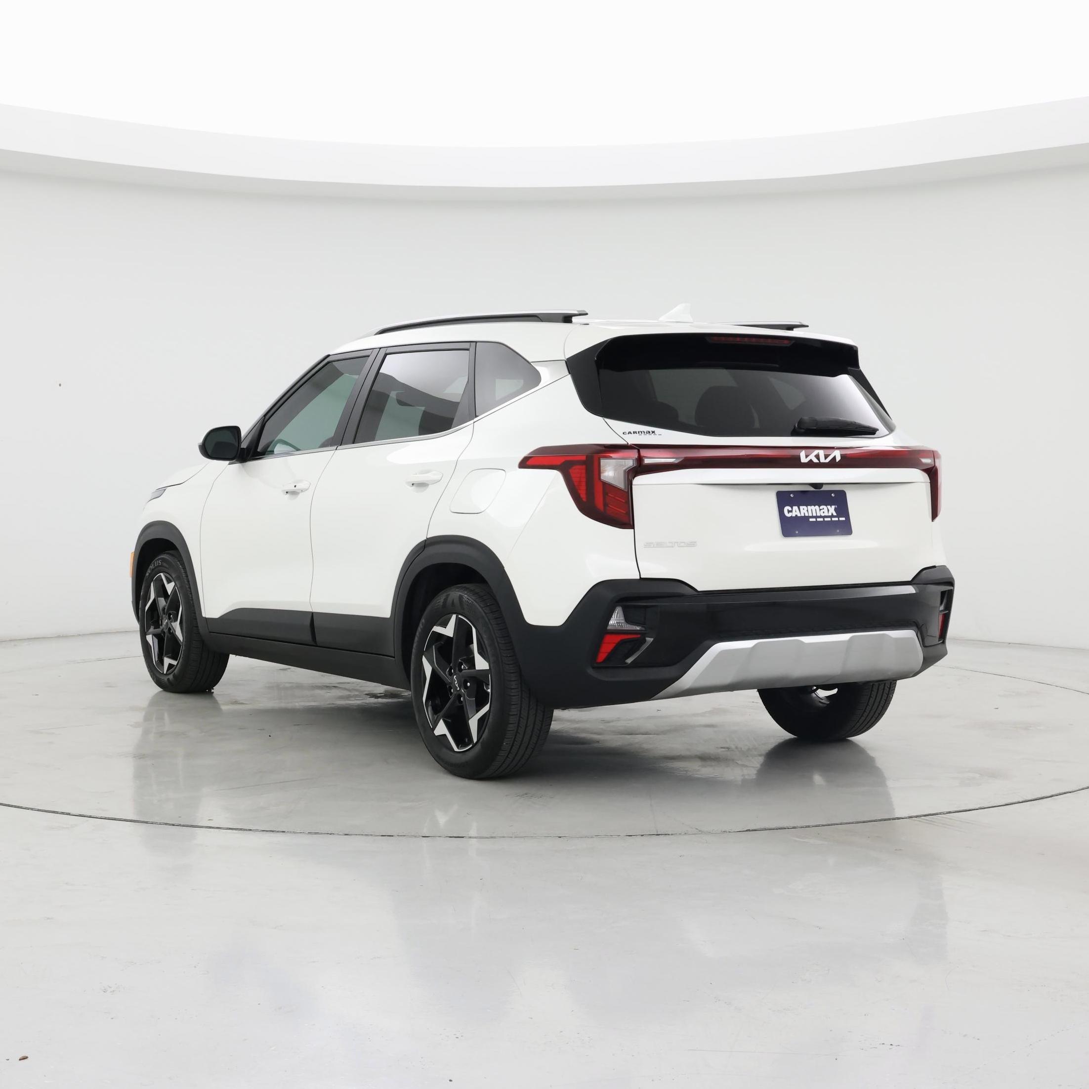 Thumbnail: 2024 Kia Seltos - 2