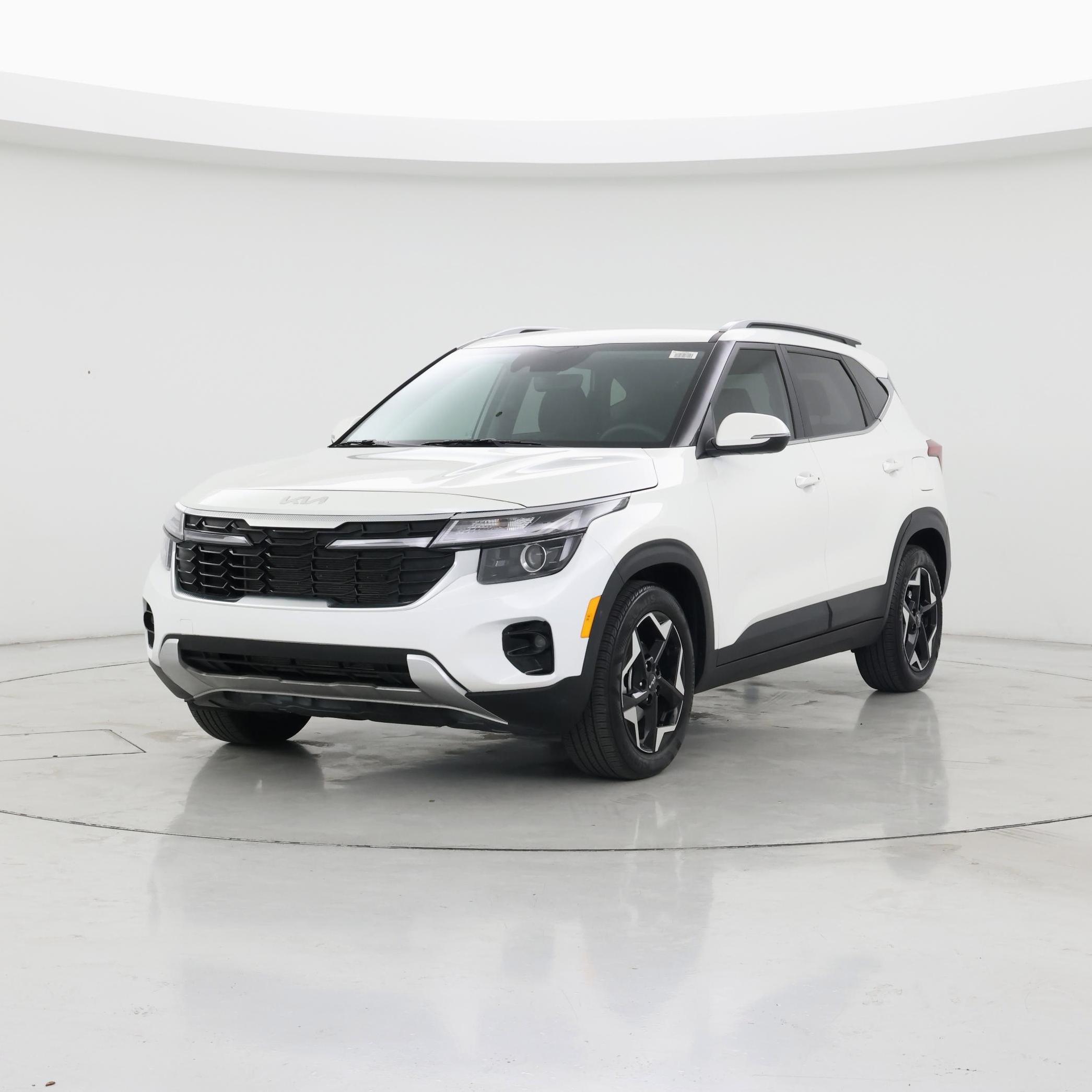 Thumbnail: 2024 Kia Seltos - 4