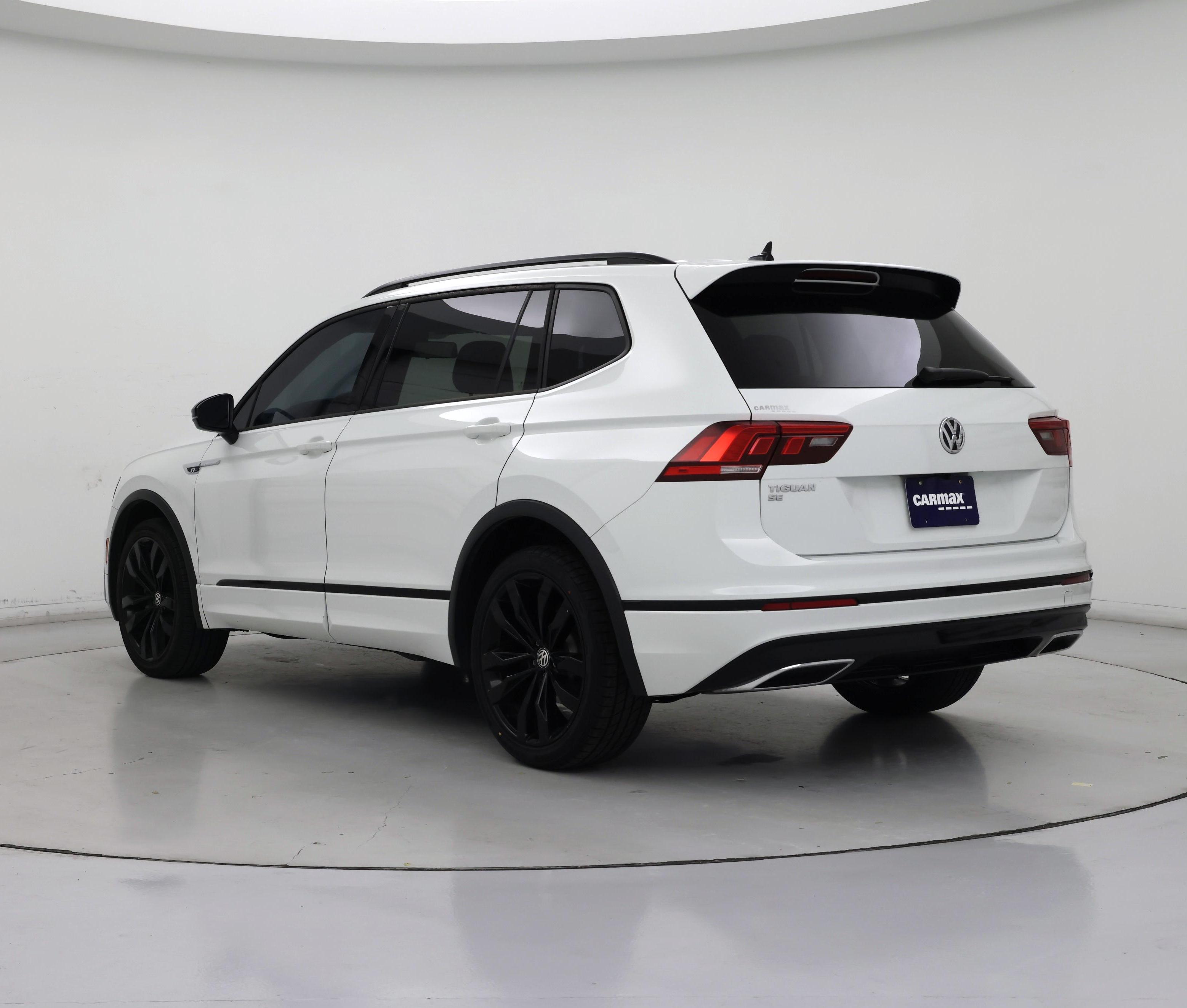 Thumbnail: 2021 Volkswagen Tiguan - 2