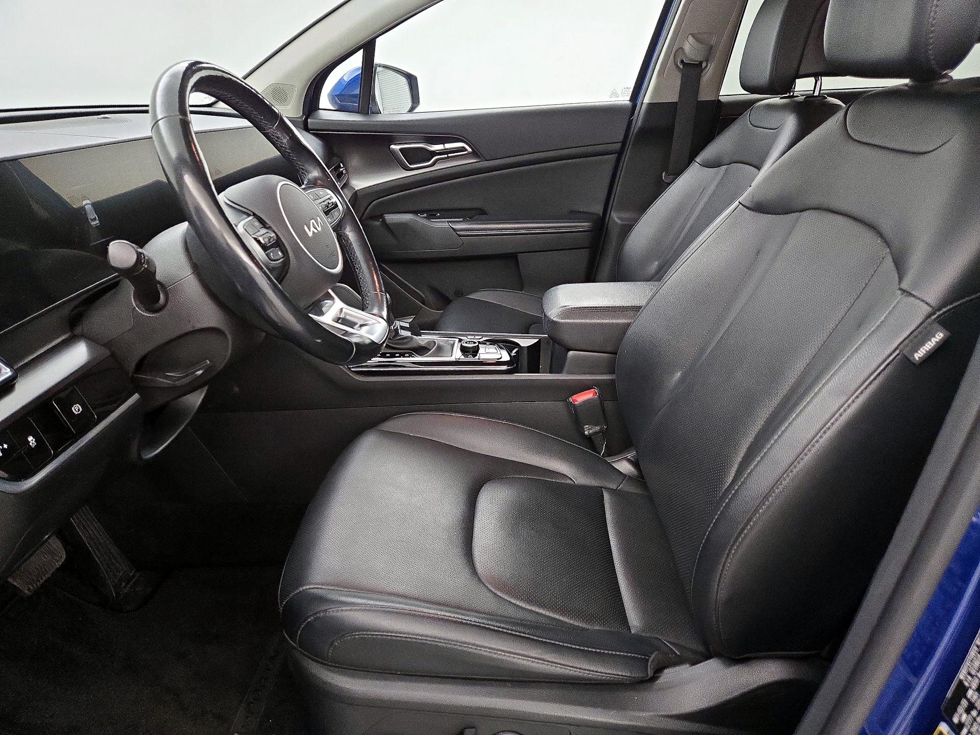 Thumbnail: 2023 Kia Sportage - 11