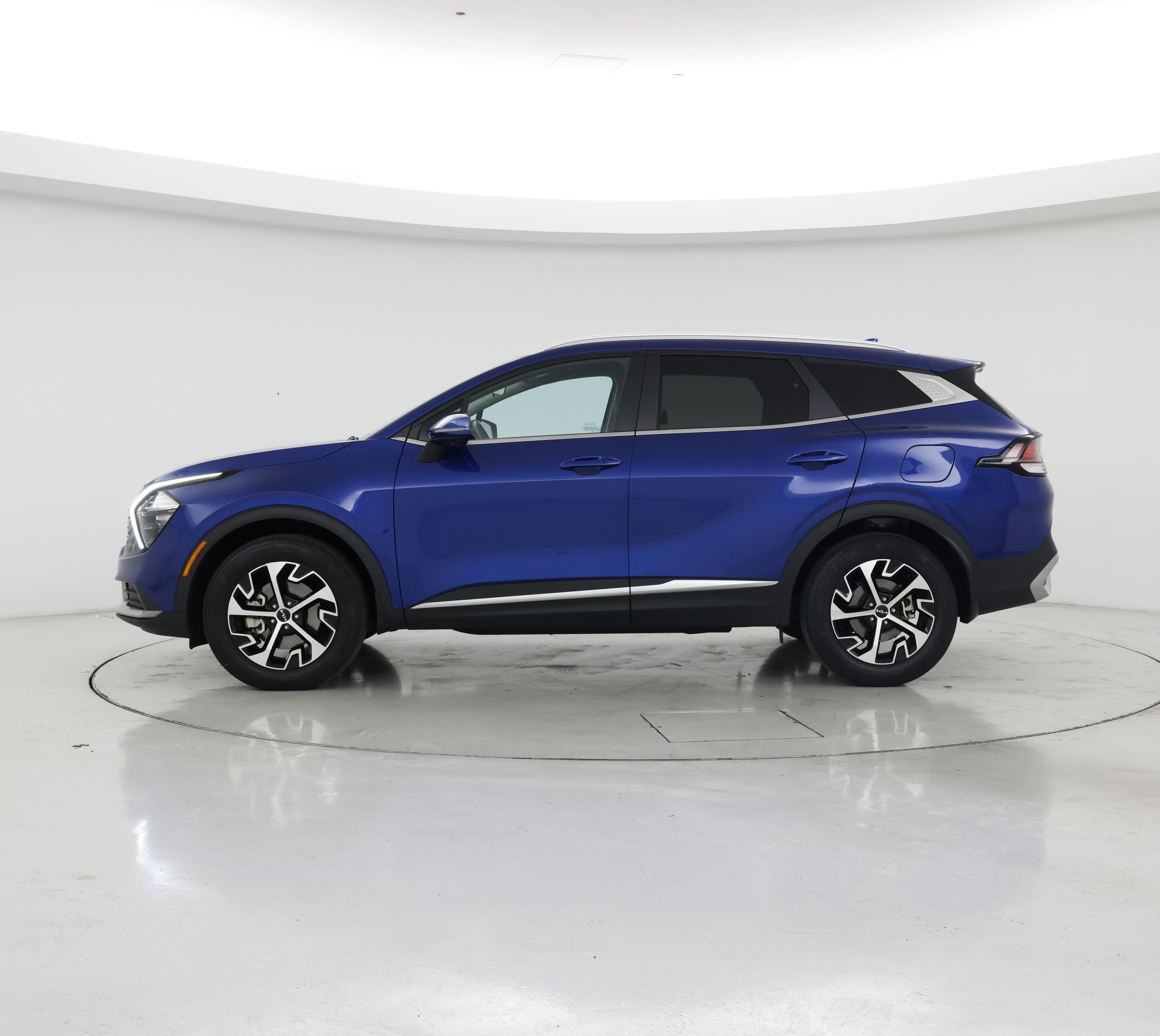 Thumbnail: 2023 Kia Sportage - 3