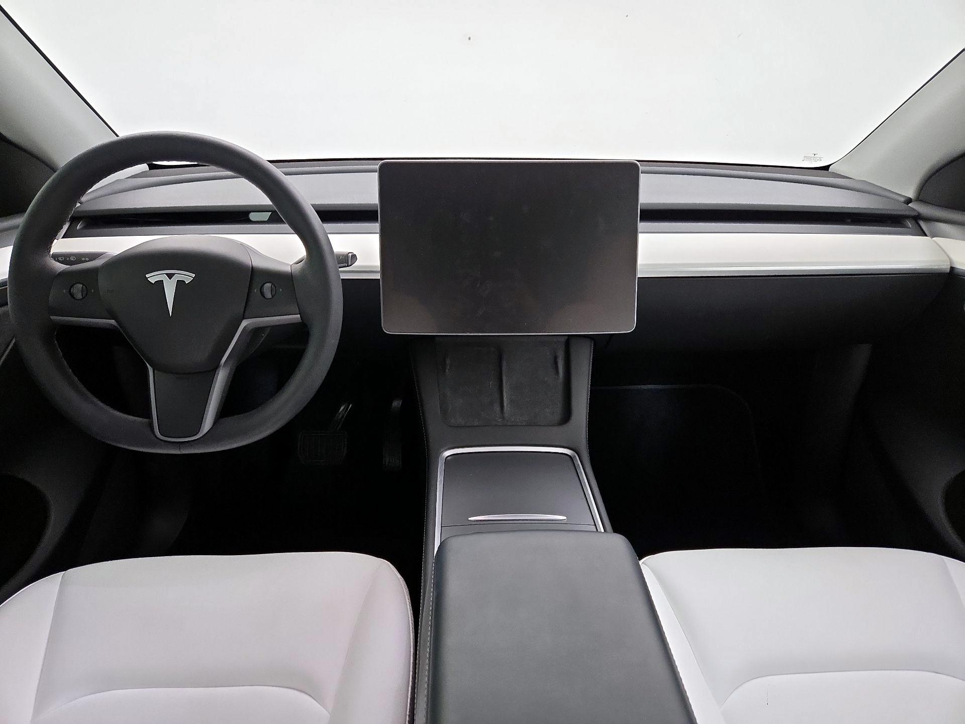 Thumbnail: 2023 Tesla Model Y - 9