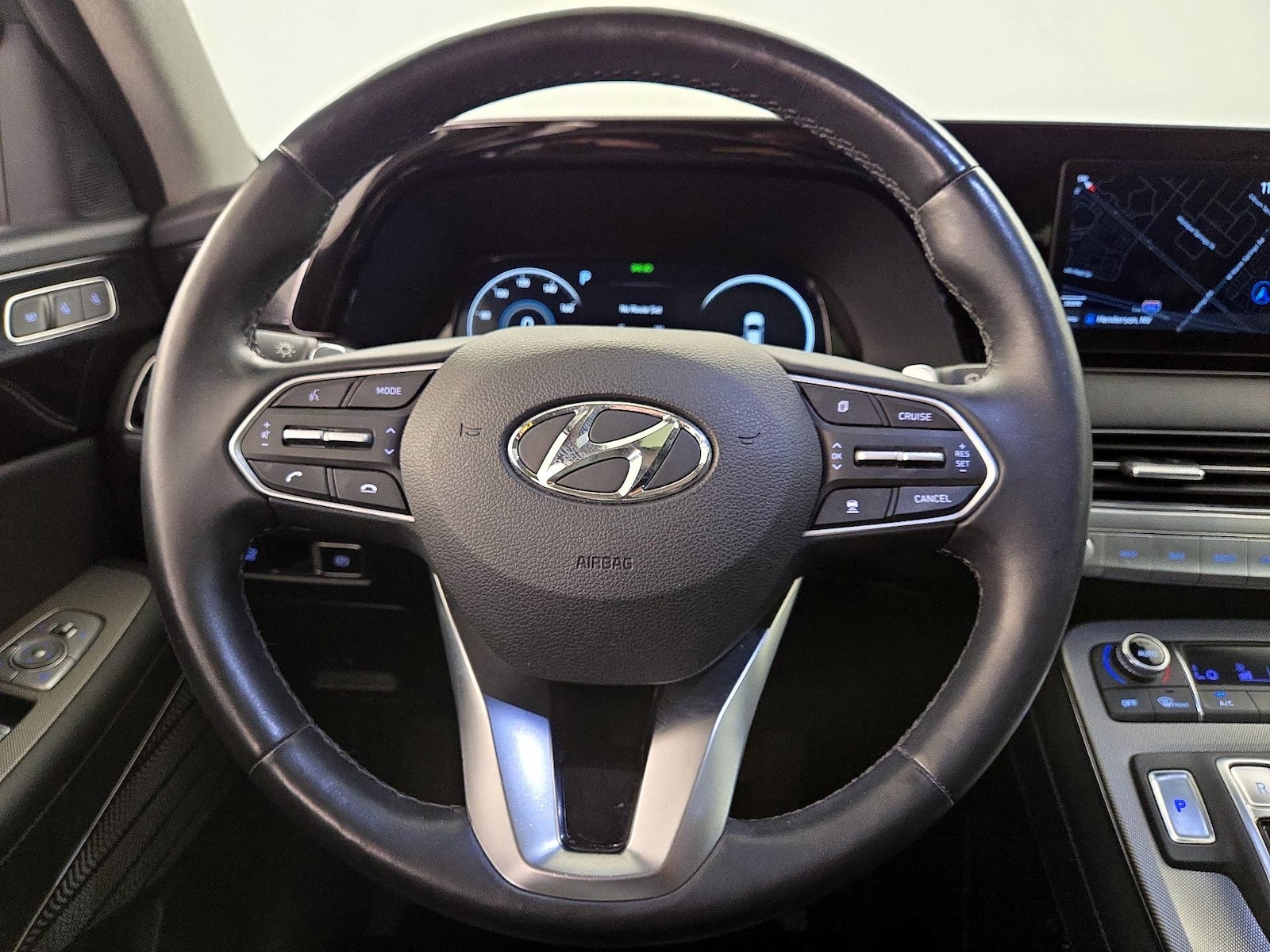 2022 Hyundai Palisade Limited - Photo 11