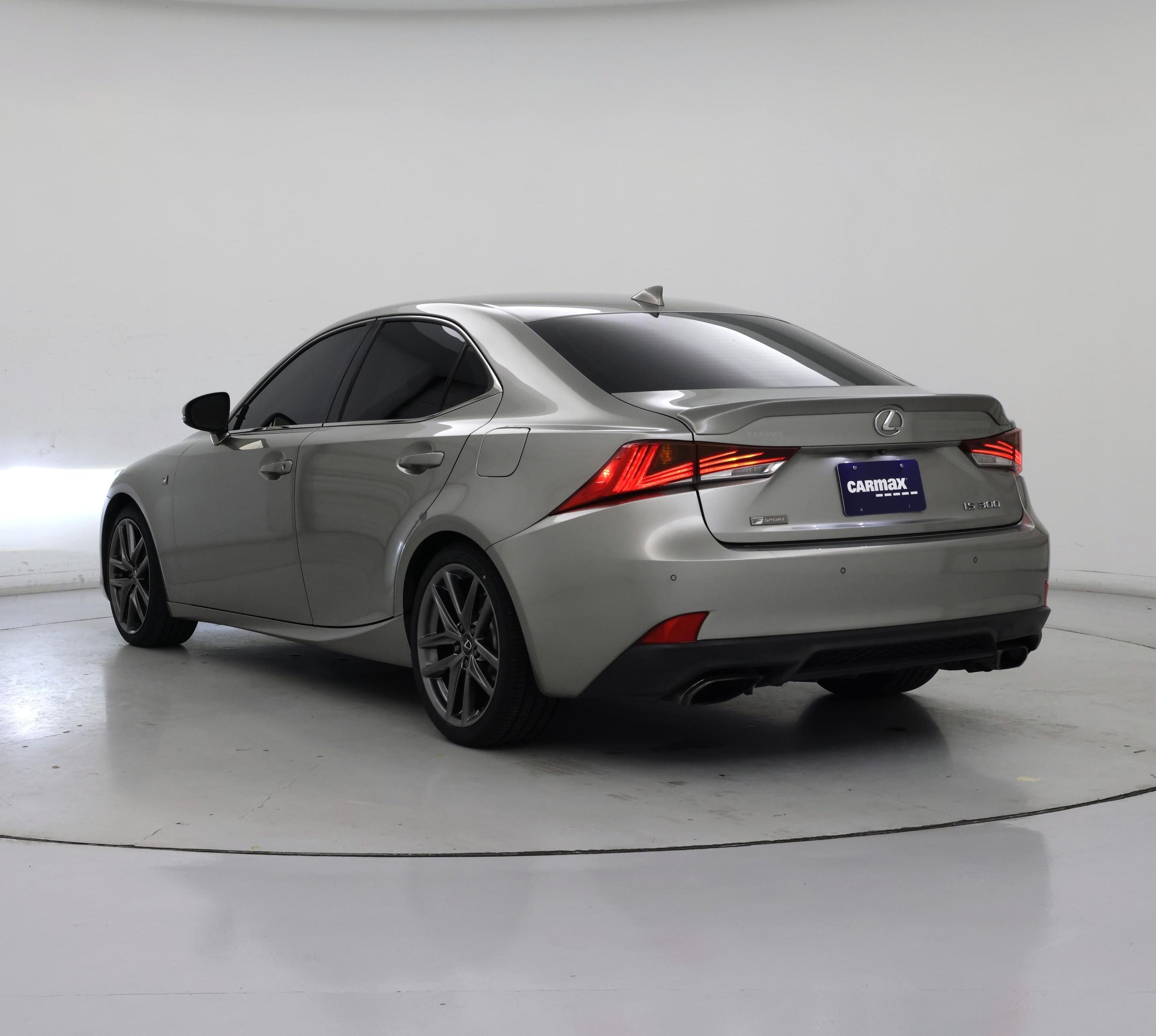 Thumbnail: 2020 Lexus IS - 2