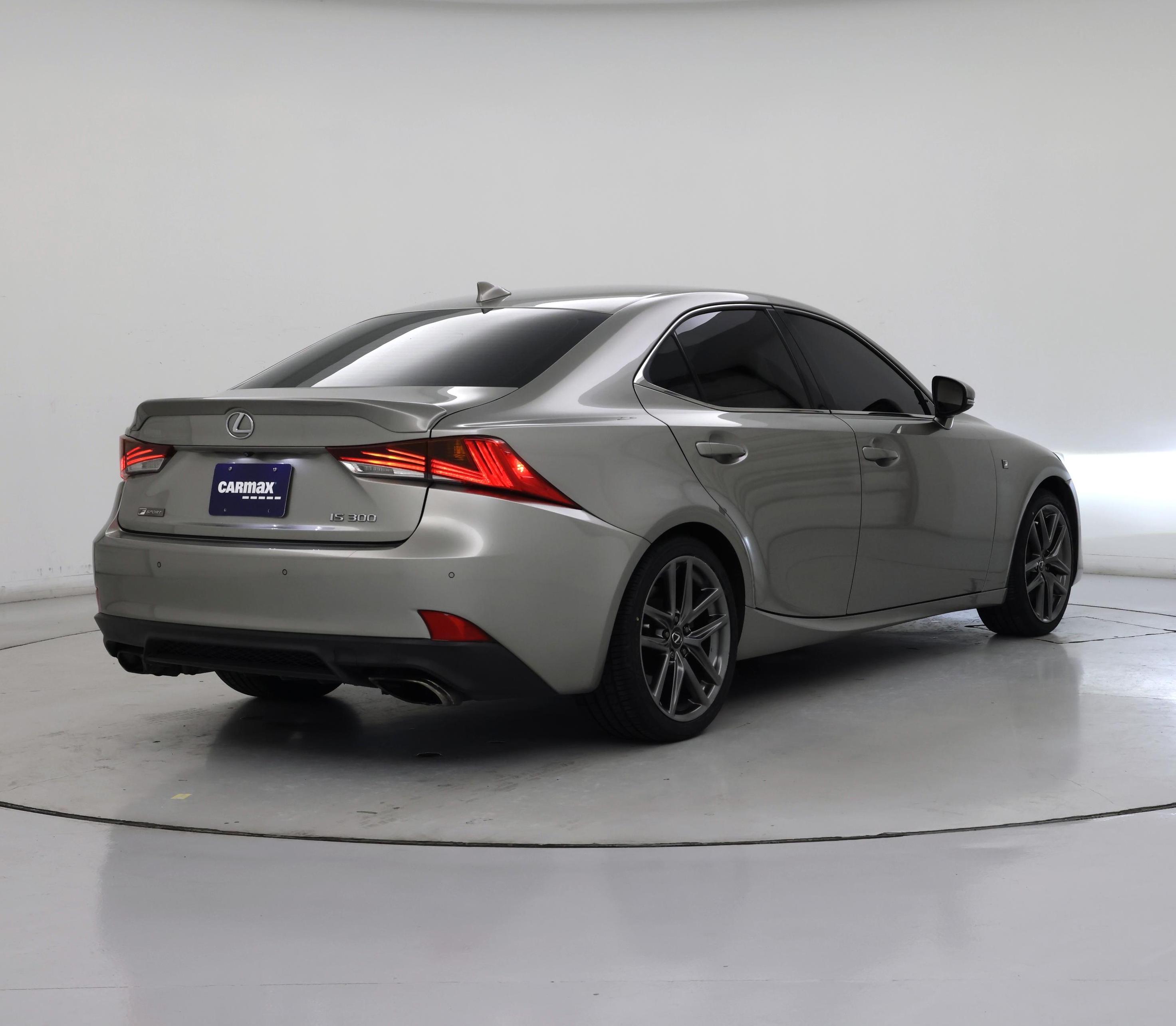 Thumbnail: 2020 Lexus IS - 8