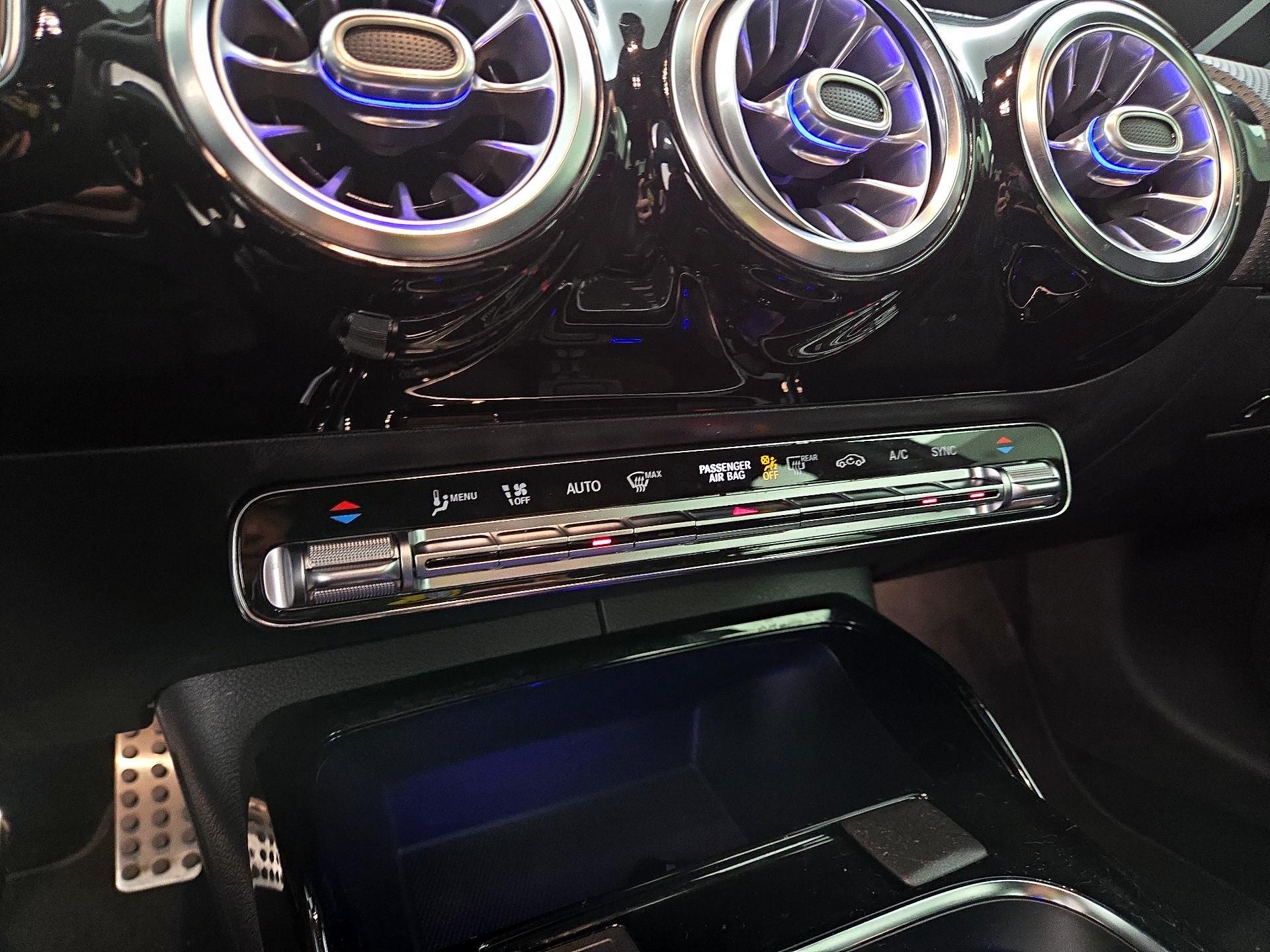 Thumbnail: 2021 Mercedes-Benz A-Class - 17