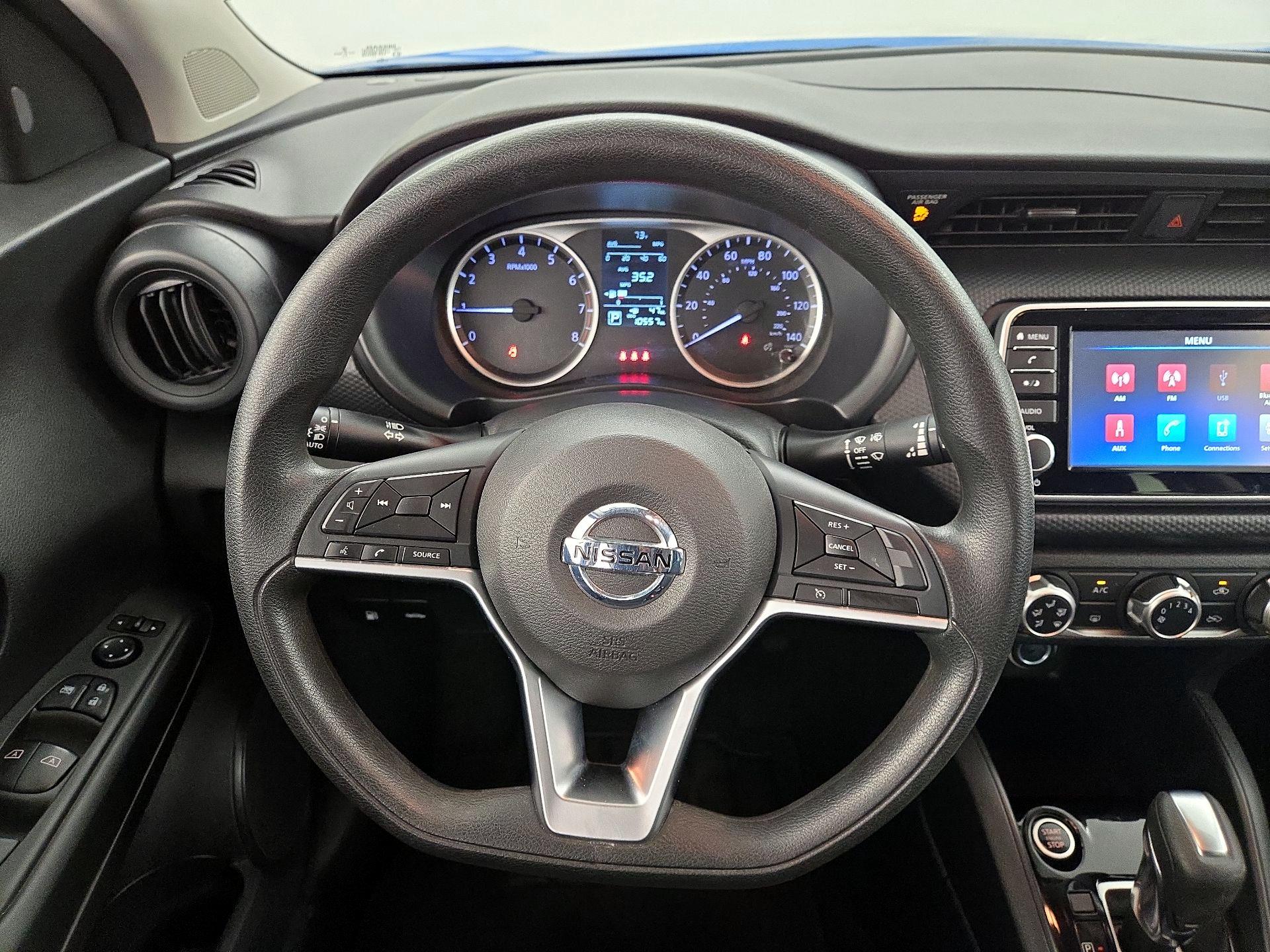 Thumbnail: 2021 Nissan Kicks - 10