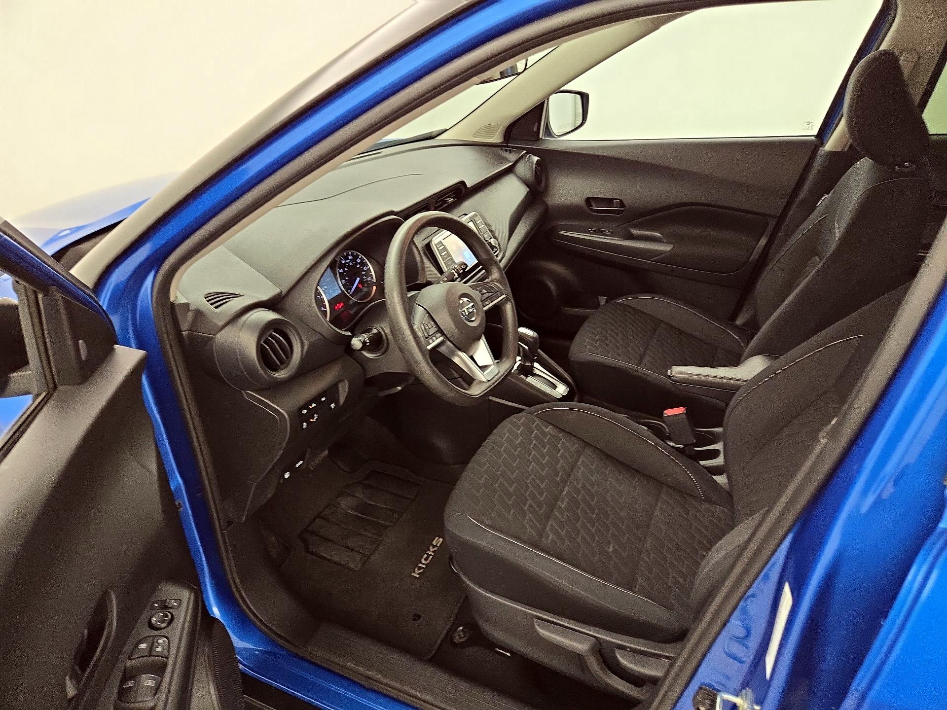 Thumbnail: 2021 Nissan Kicks - 11