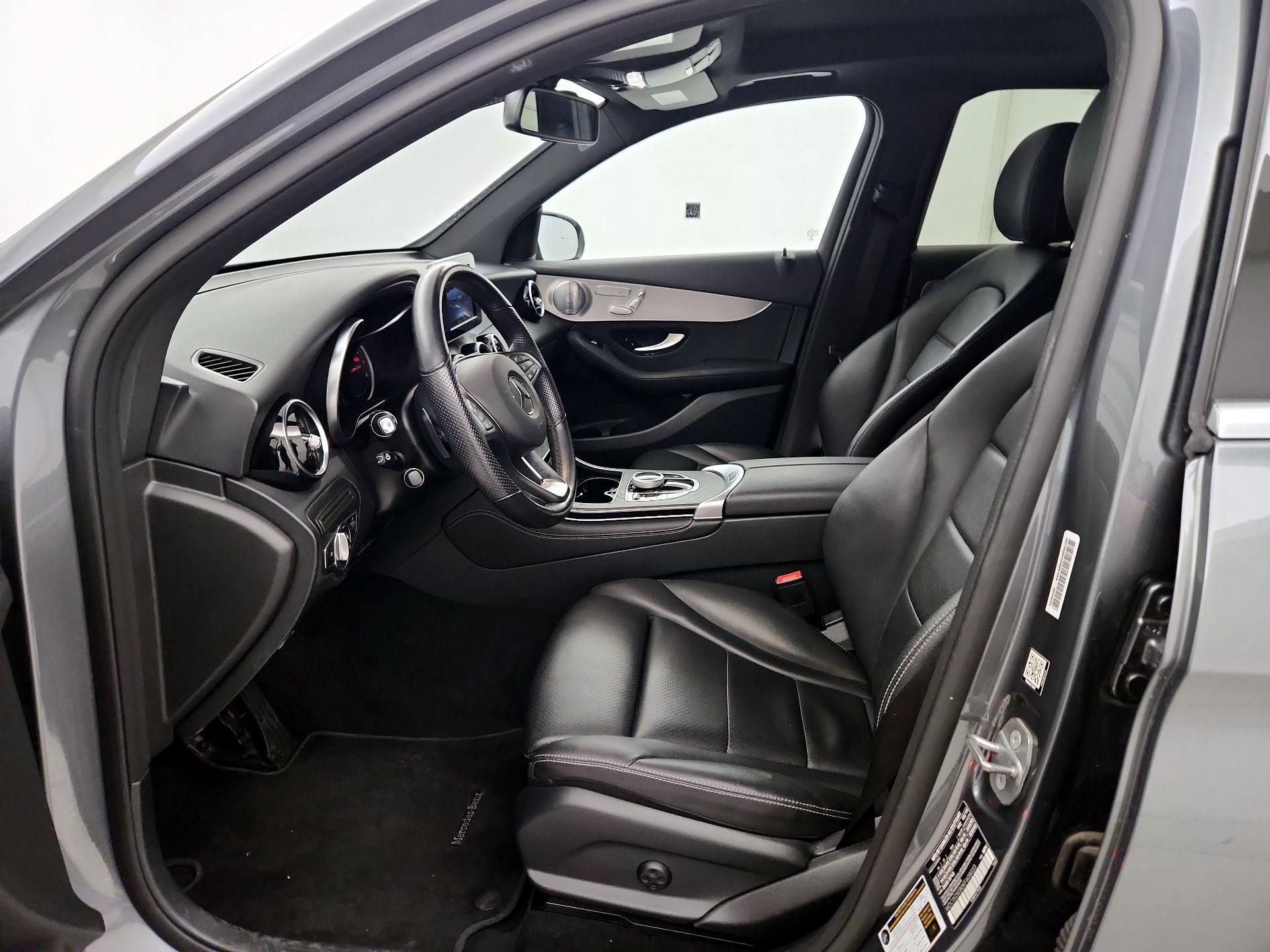 Thumbnail: 2019 Mercedes-Benz GLC - 11
