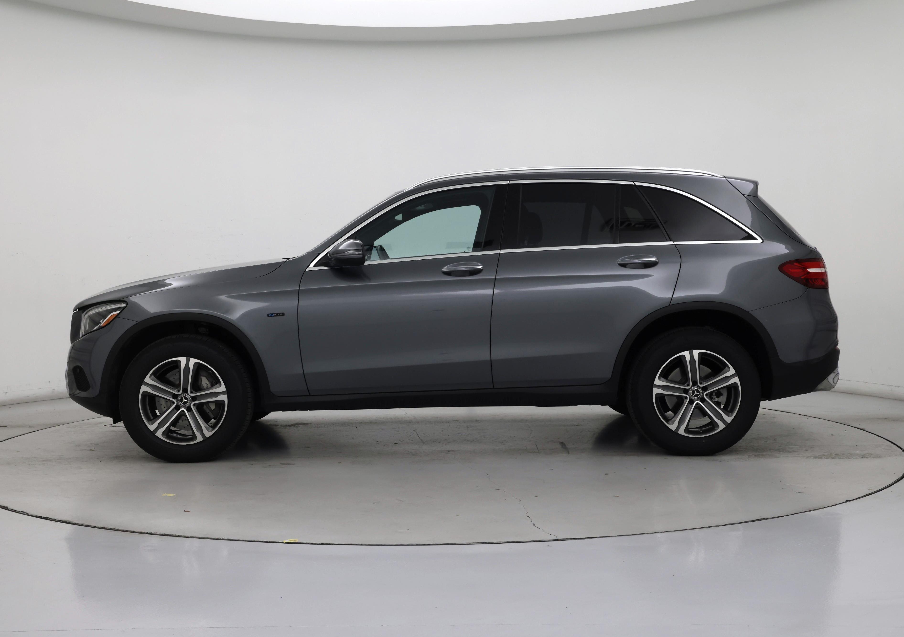Thumbnail: 2019 Mercedes-Benz GLC - 3