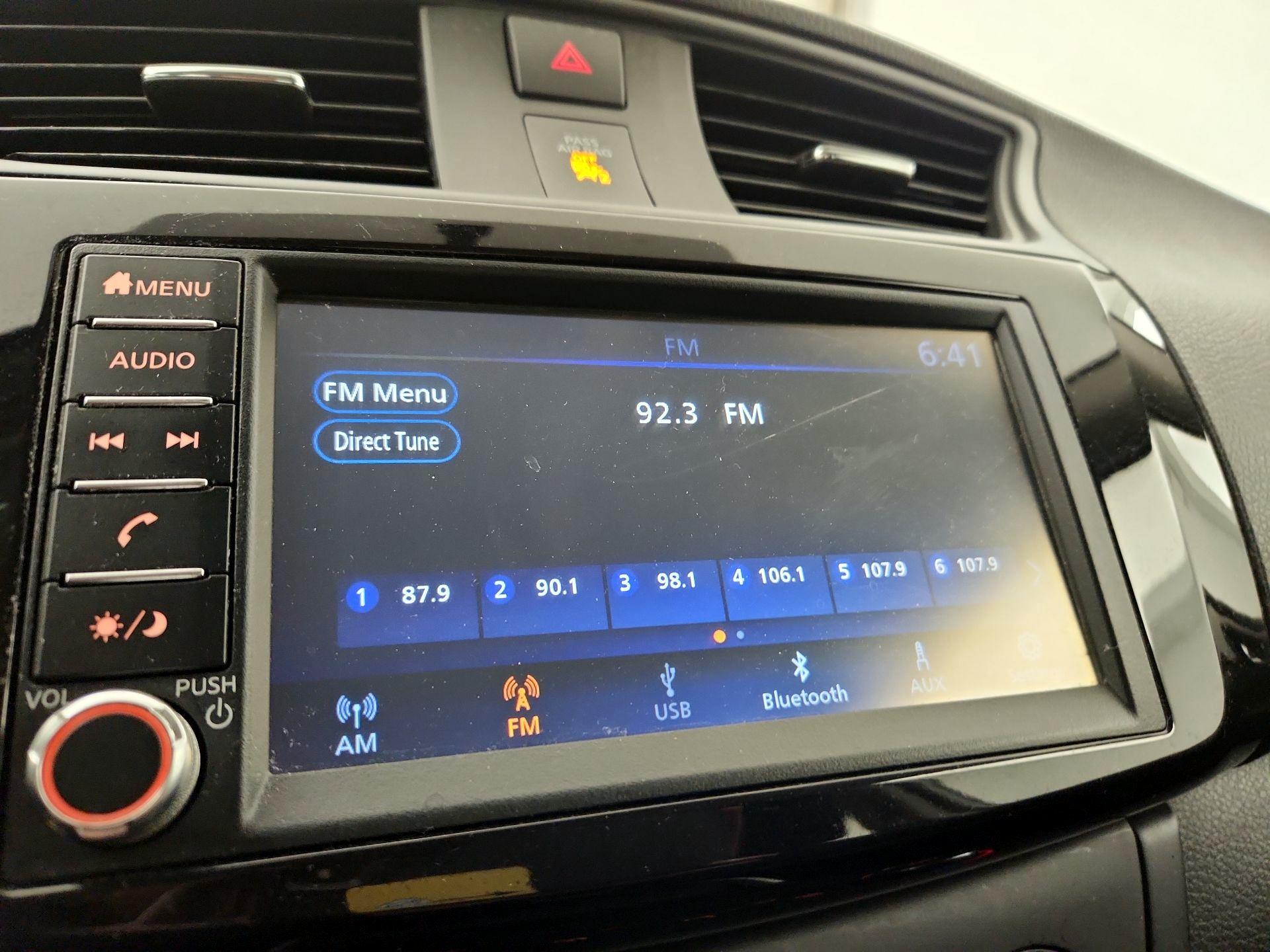 Thumbnail: 2019 Nissan Sentra - 15