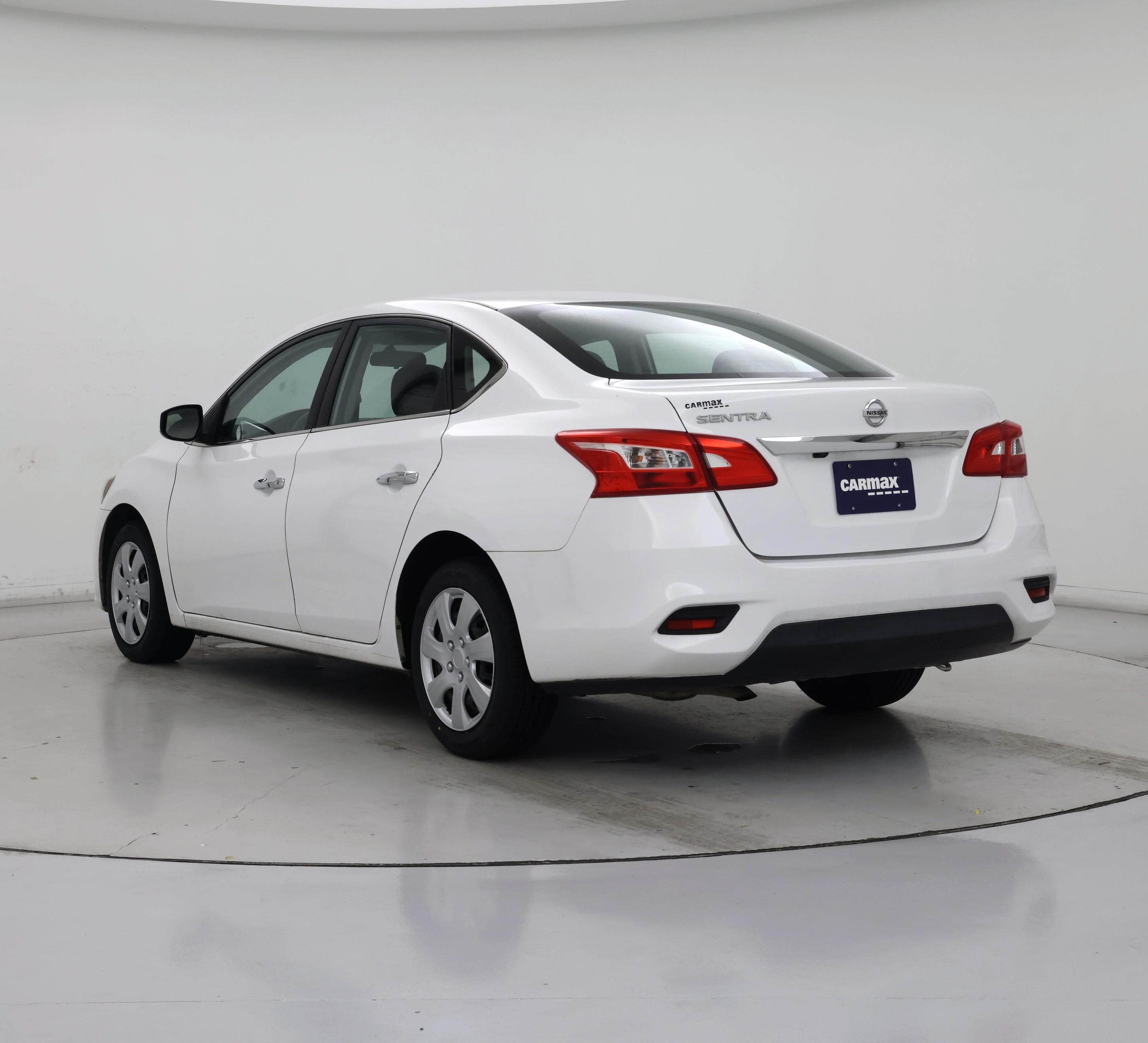 Thumbnail: 2019 Nissan Sentra - 2