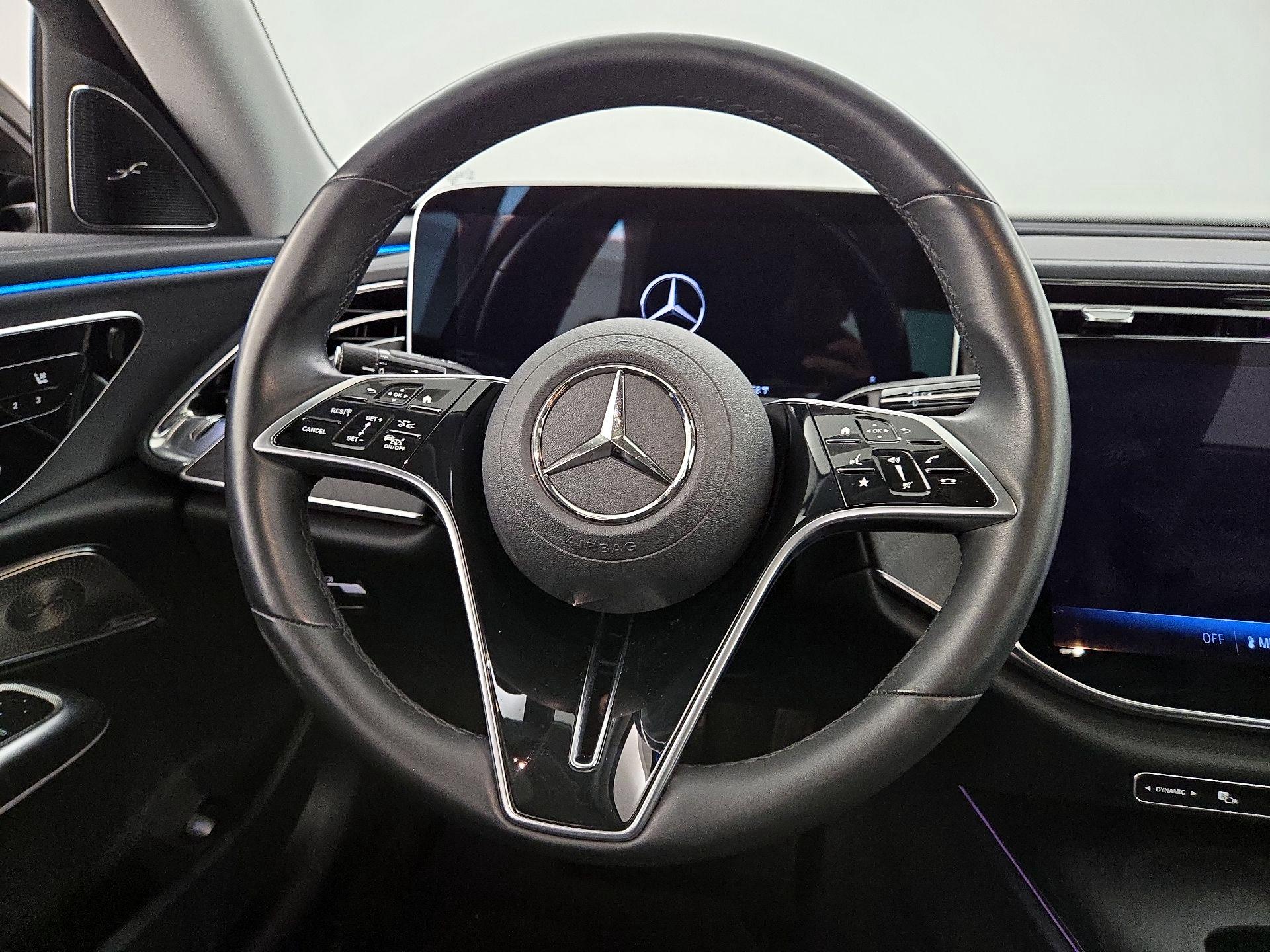 Thumbnail: 2024 Mercedes-Benz E-Class - 10