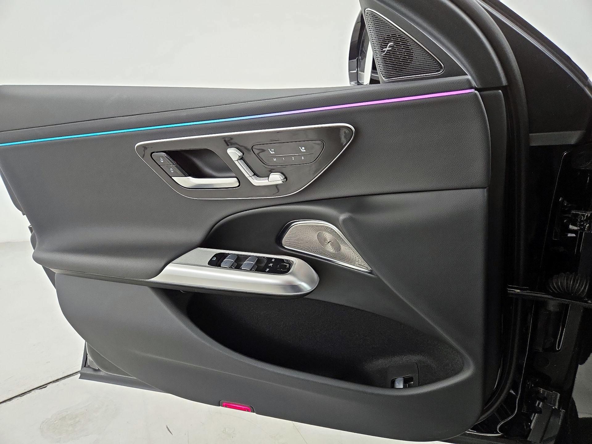 Thumbnail: 2024 Mercedes-Benz E-Class - 12