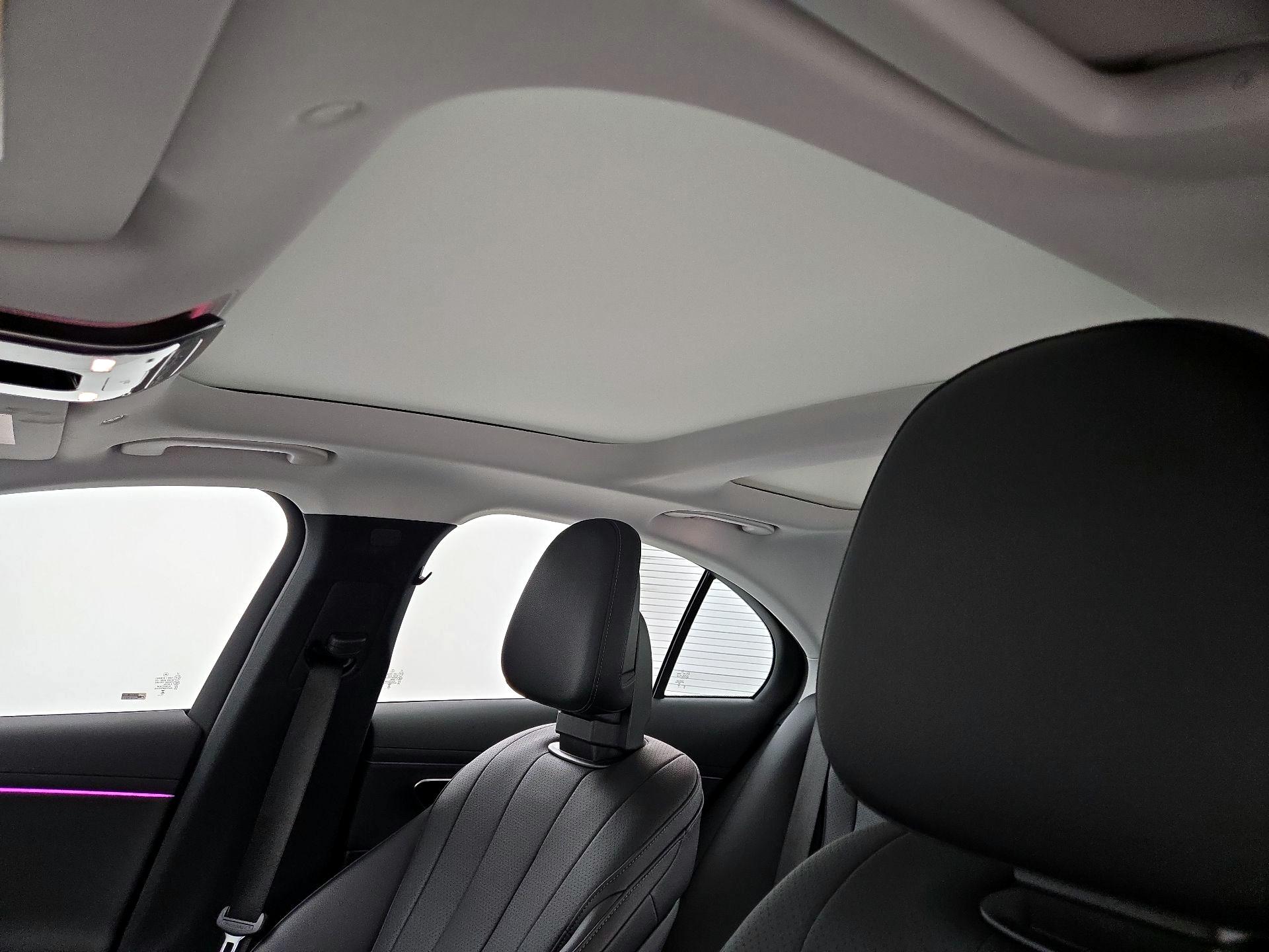 Thumbnail: 2024 Mercedes-Benz E-Class - 20