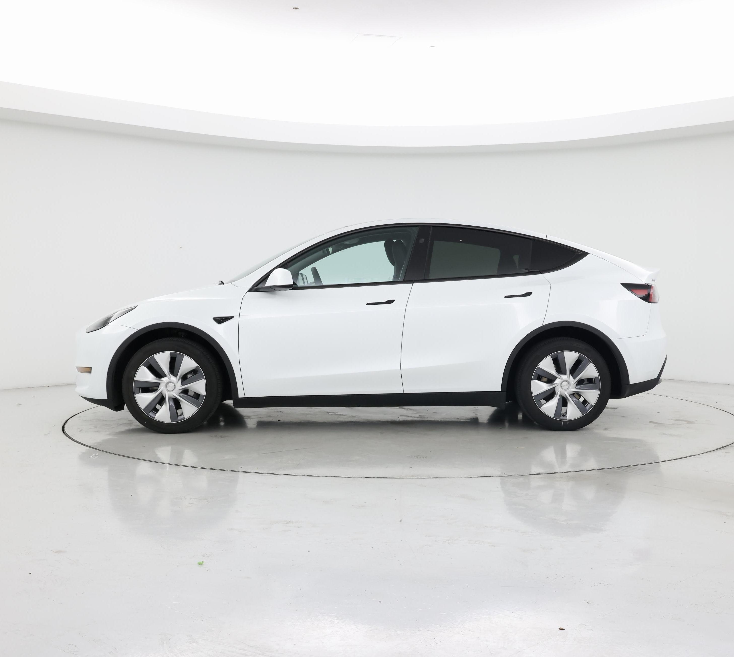 Thumbnail: 2023 Tesla Model Y - 3