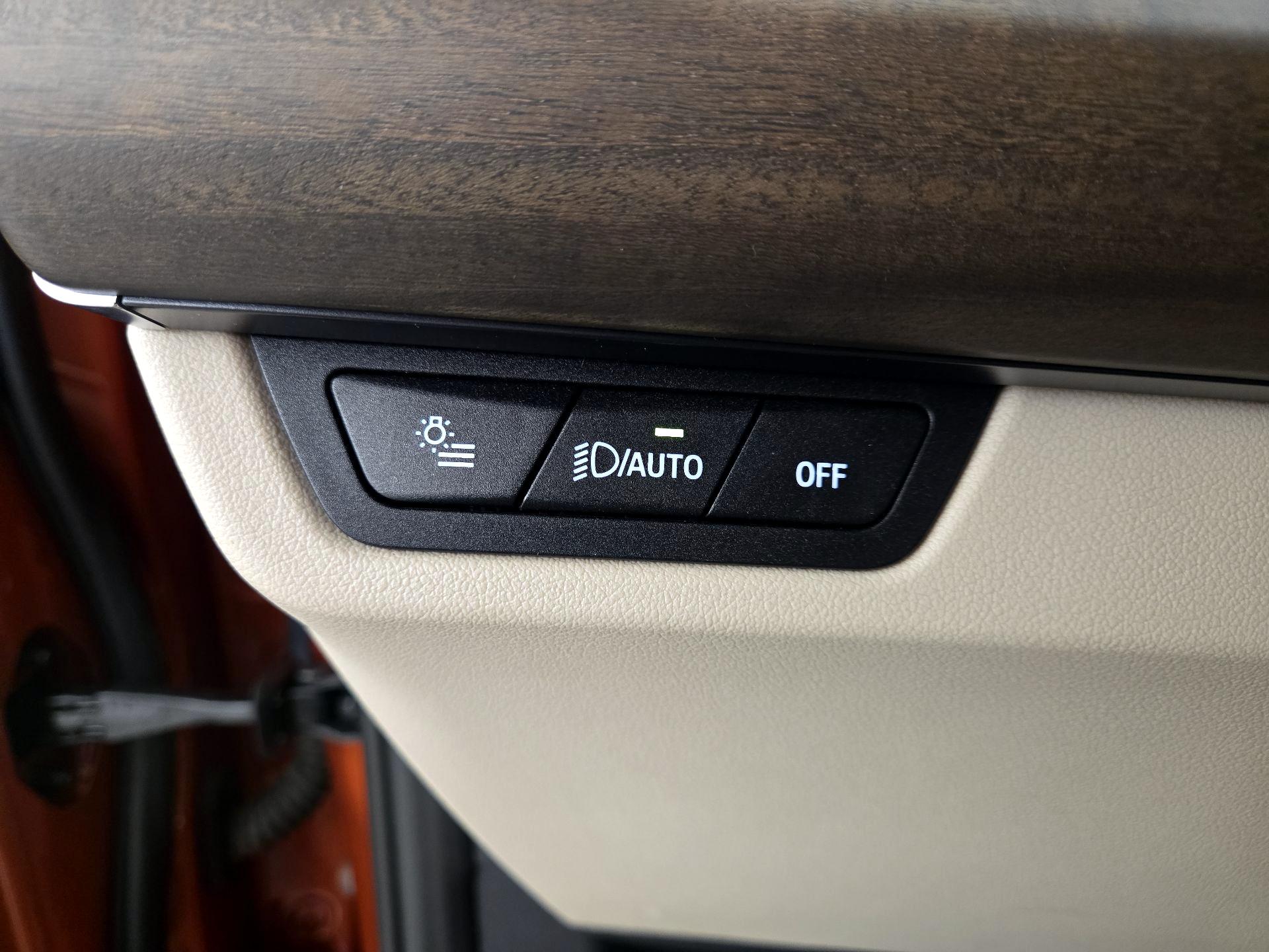 Thumbnail: 2024 BMW X1 - 13