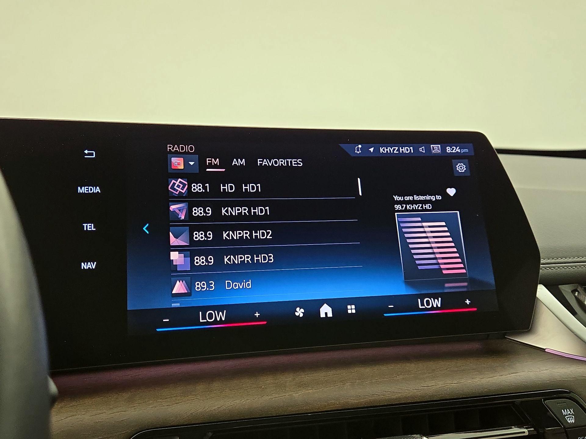 Thumbnail: 2024 BMW X1 - 15