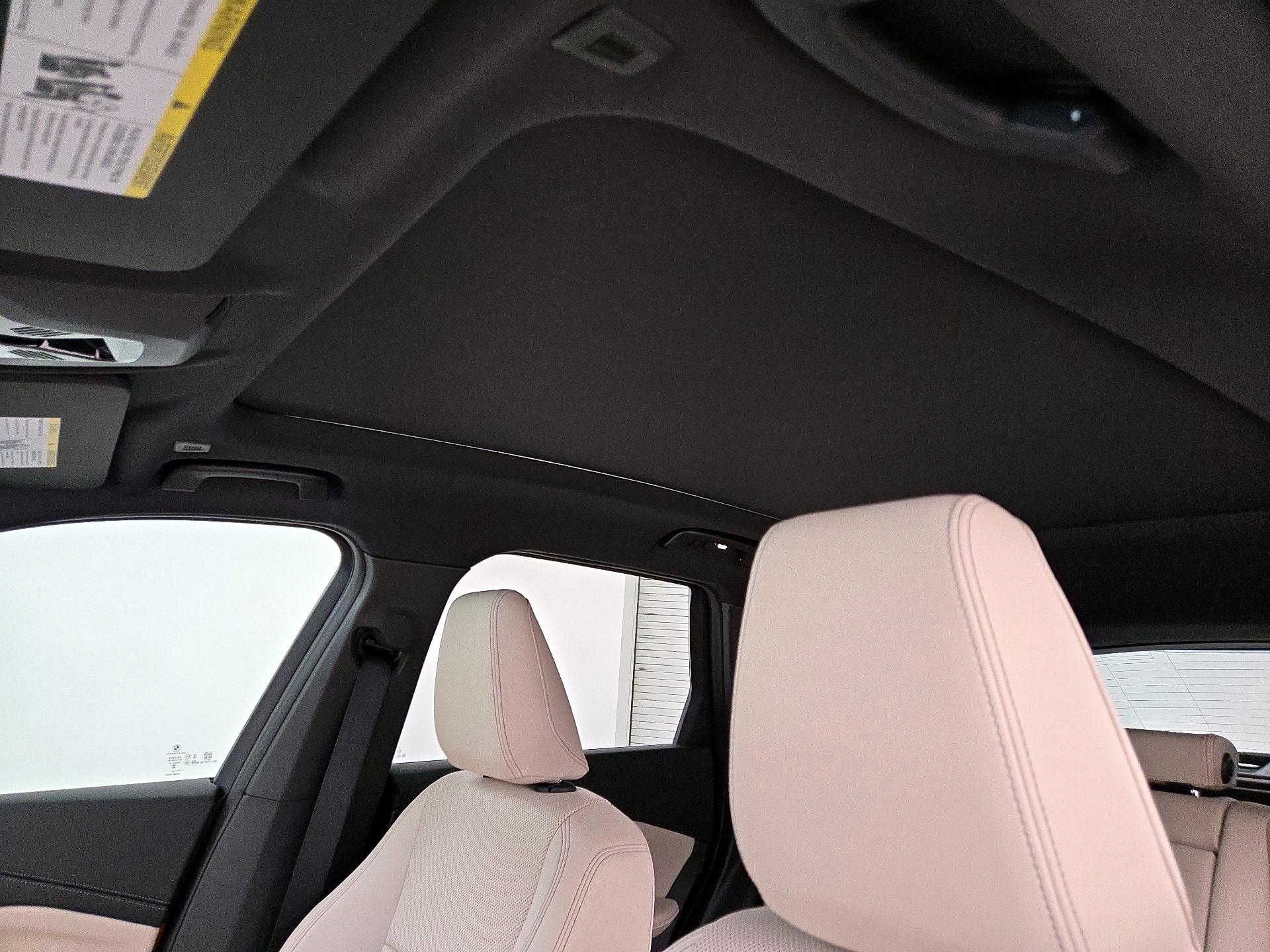 Thumbnail: 2024 BMW X1 - 19