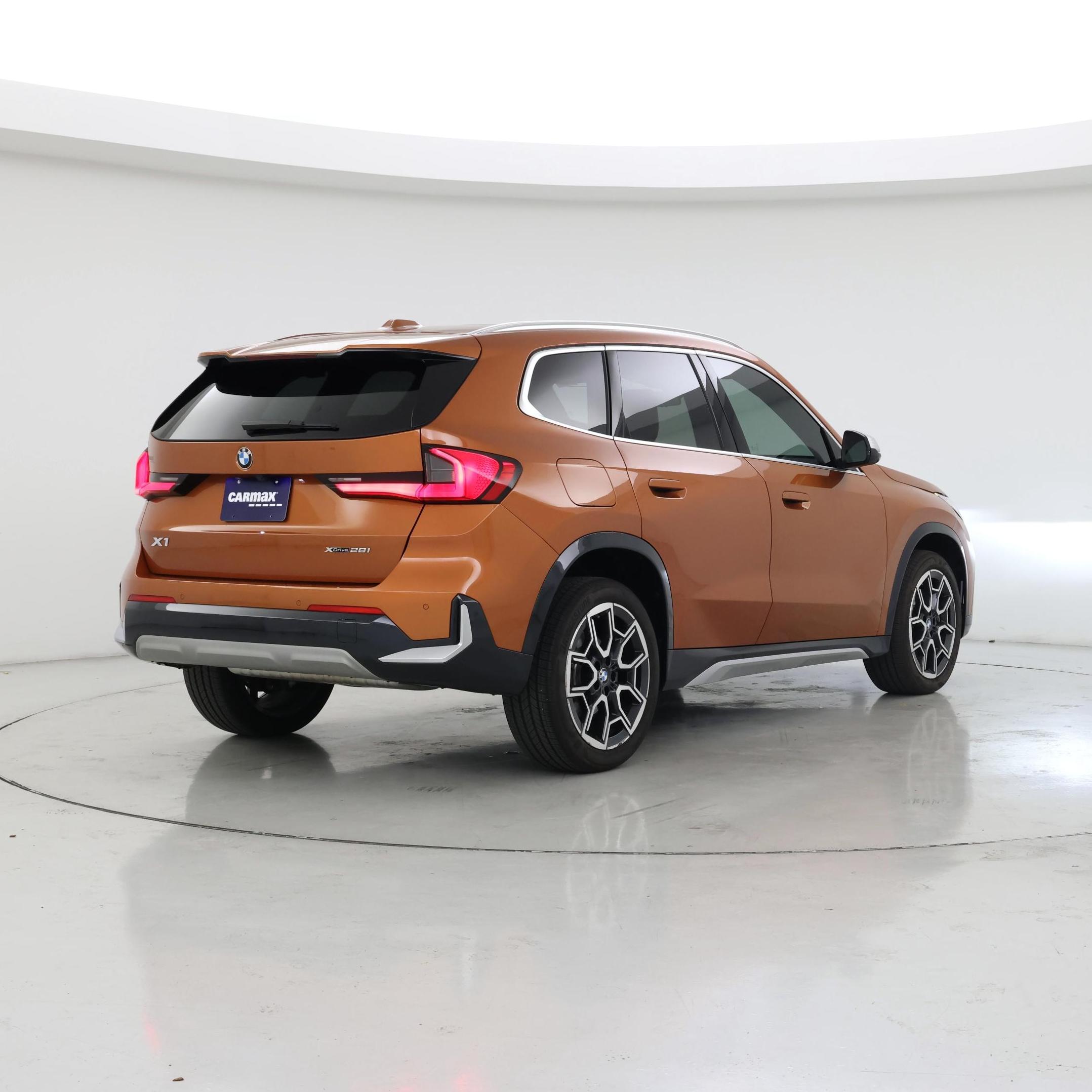 Thumbnail: 2024 BMW X1 - 8
