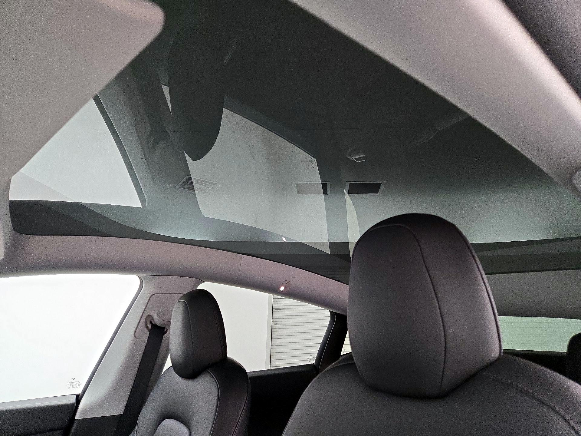 Thumbnail: 2021 Tesla Model Y - 18