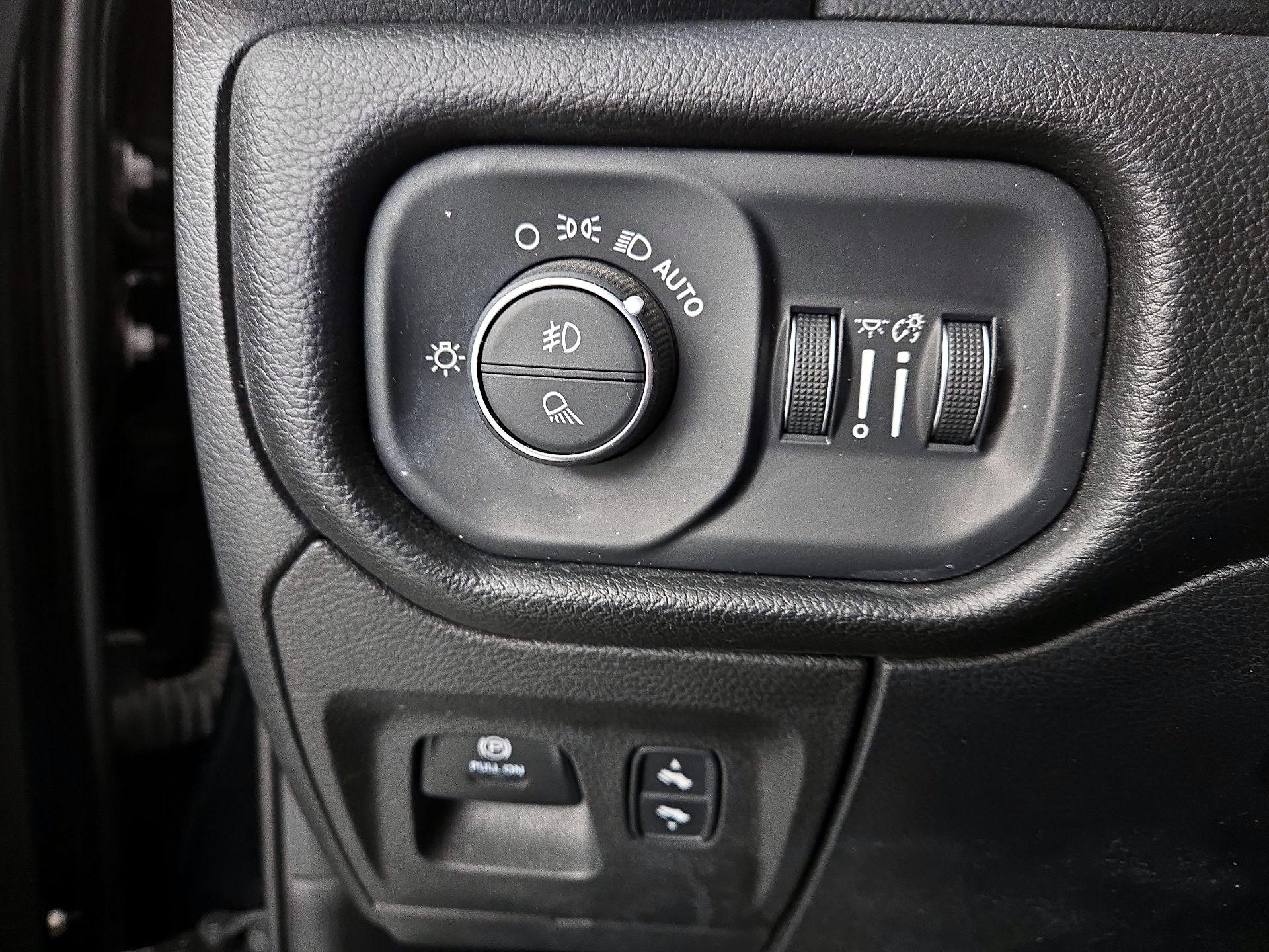 Thumbnail: 2022 RAM 1500 - 13