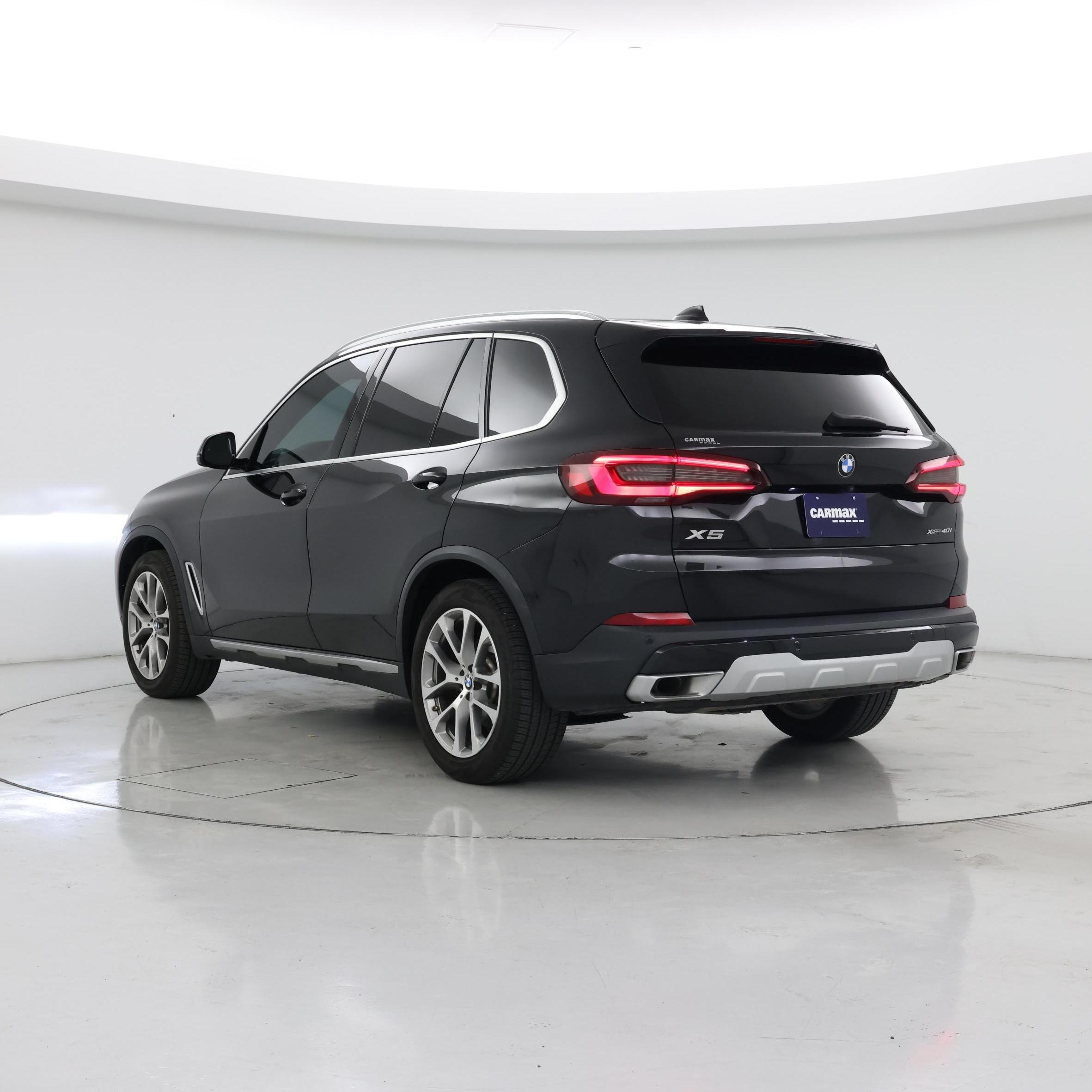 Thumbnail: 2023 BMW X5 - 2