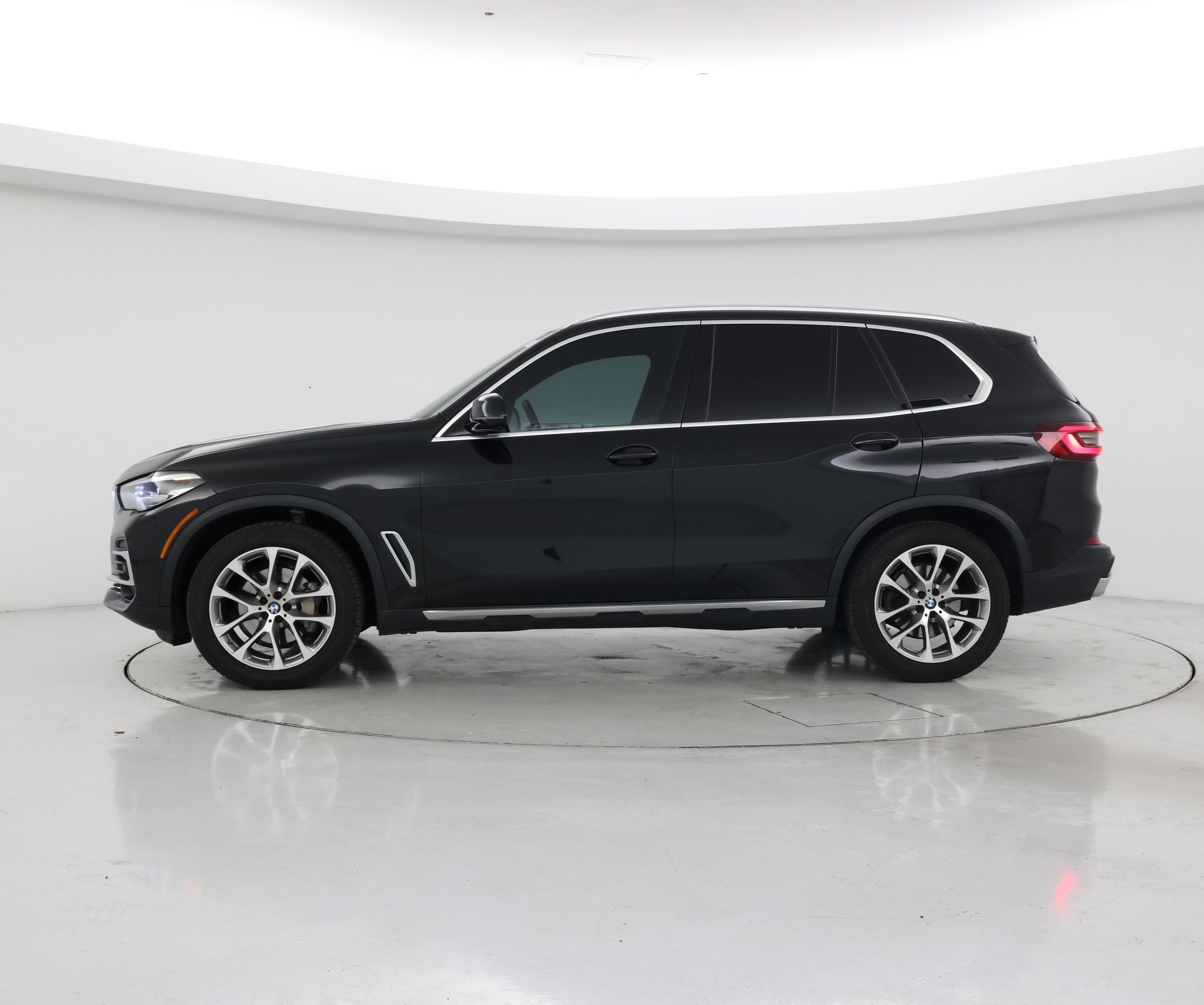 Thumbnail: 2023 BMW X5 - 3