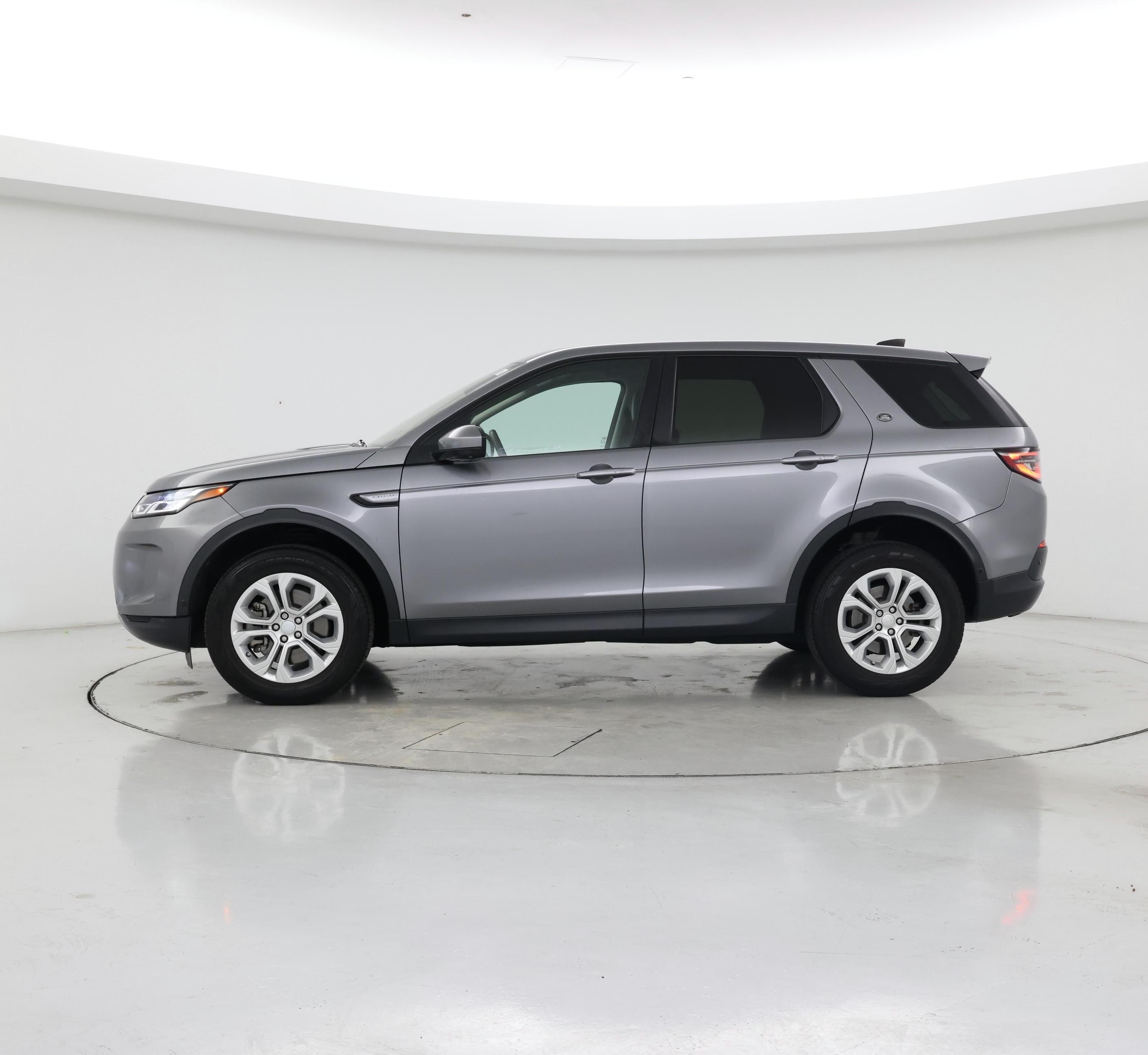 Thumbnail: 2021 Land Rover Discovery Sport - 3