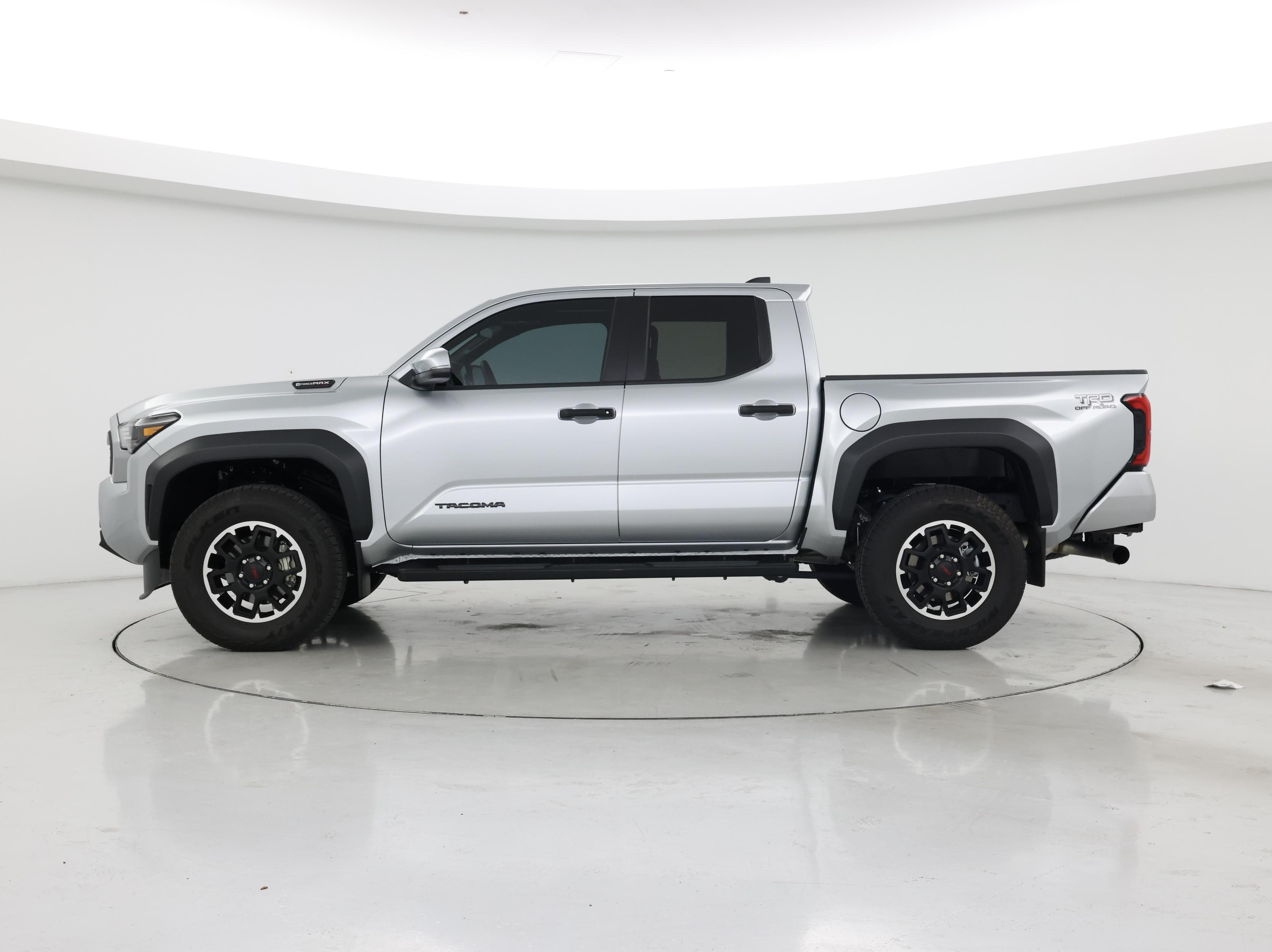 Thumbnail: 2024 Toyota Tacoma - 3
