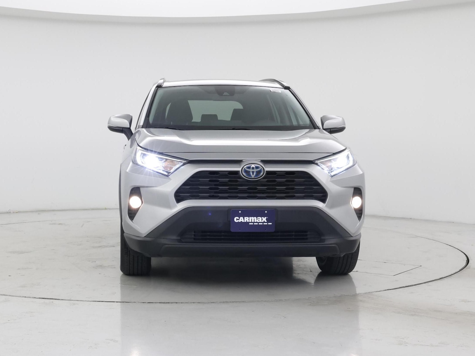 2021 Toyota RAV4 XLE - Photo 6